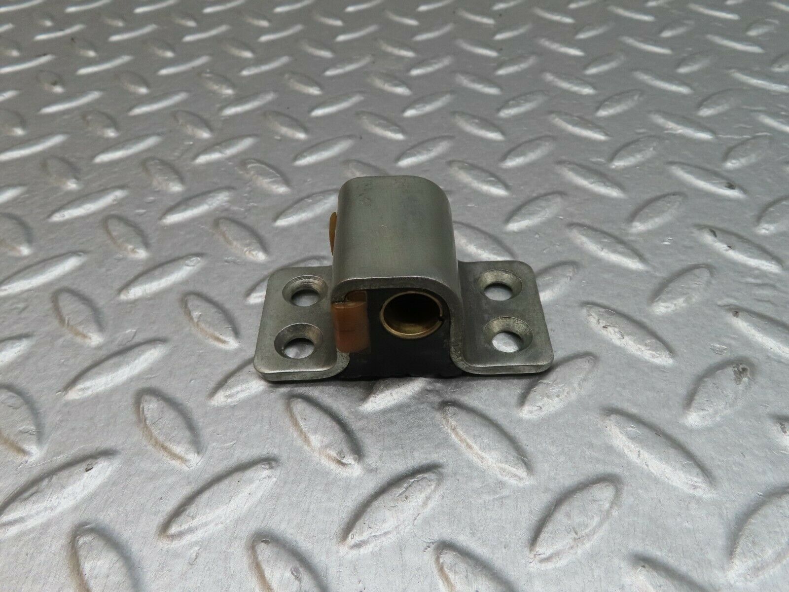 18047 Mercedes-Benz W123 200 Door Lock Latch Right Side