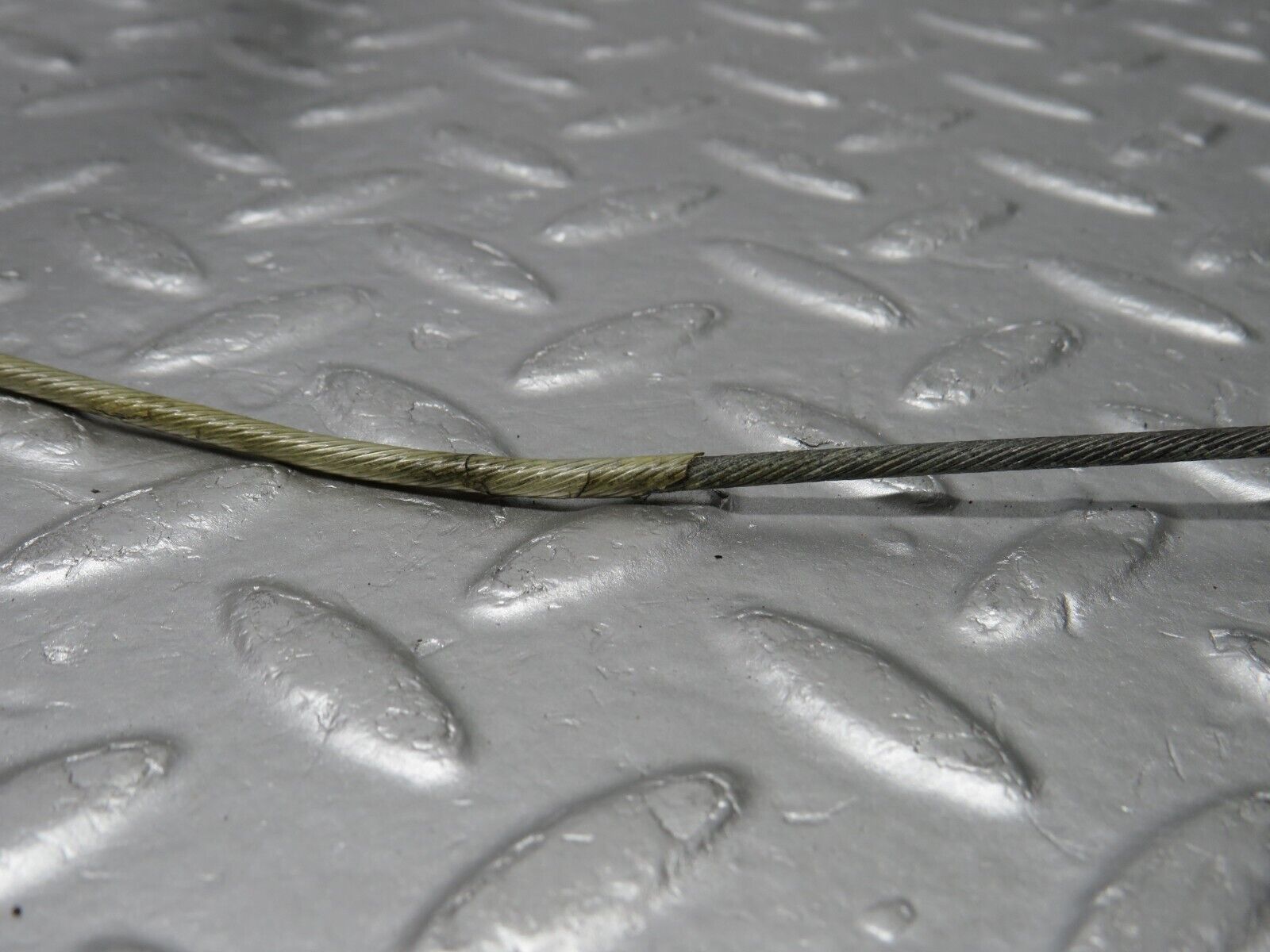 38026 Mercedes-Benz A124 320E Cabriolet Handbrake Cable 1244203785