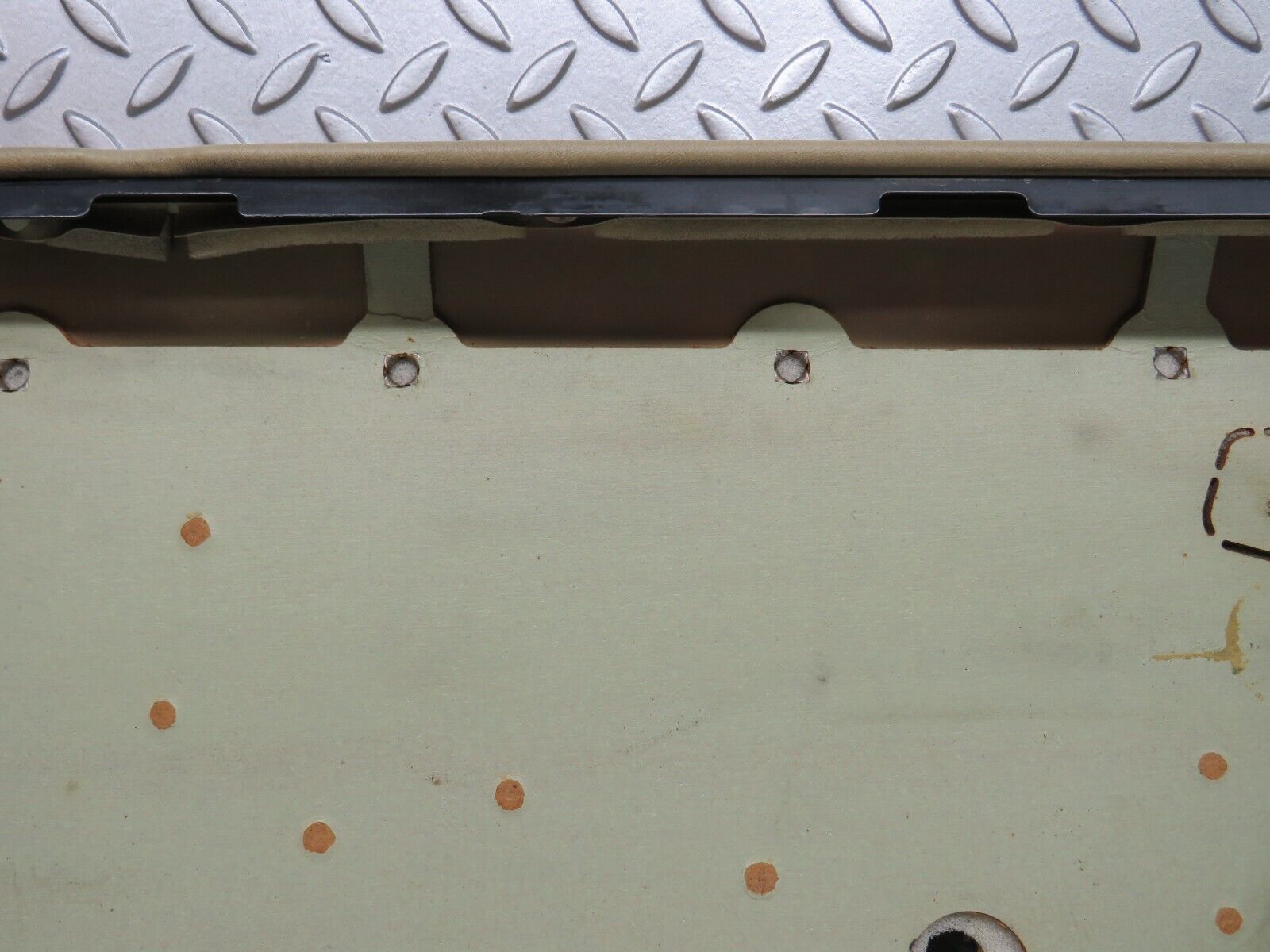 29618 Mercedes-Benz W123 230E Rear Right Door Card Beige