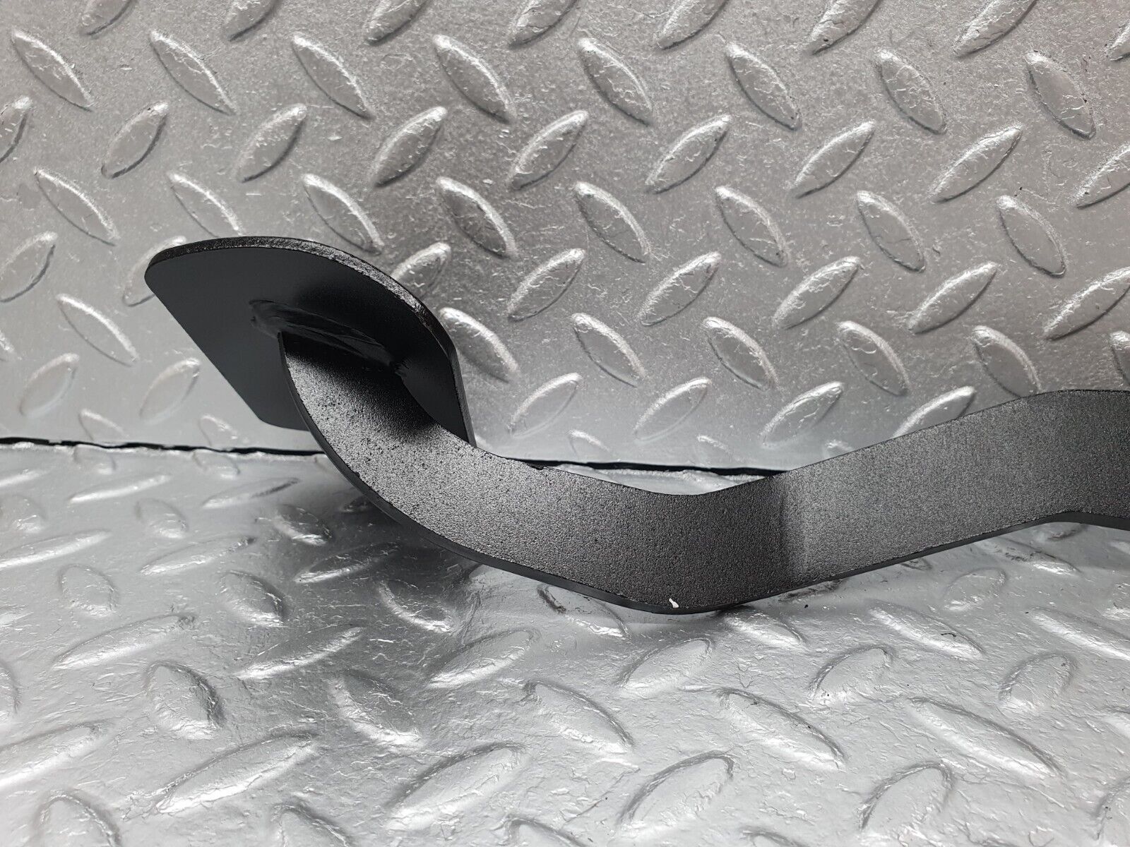 40834 Mercedes-Benz W123 300D Brake Pedal