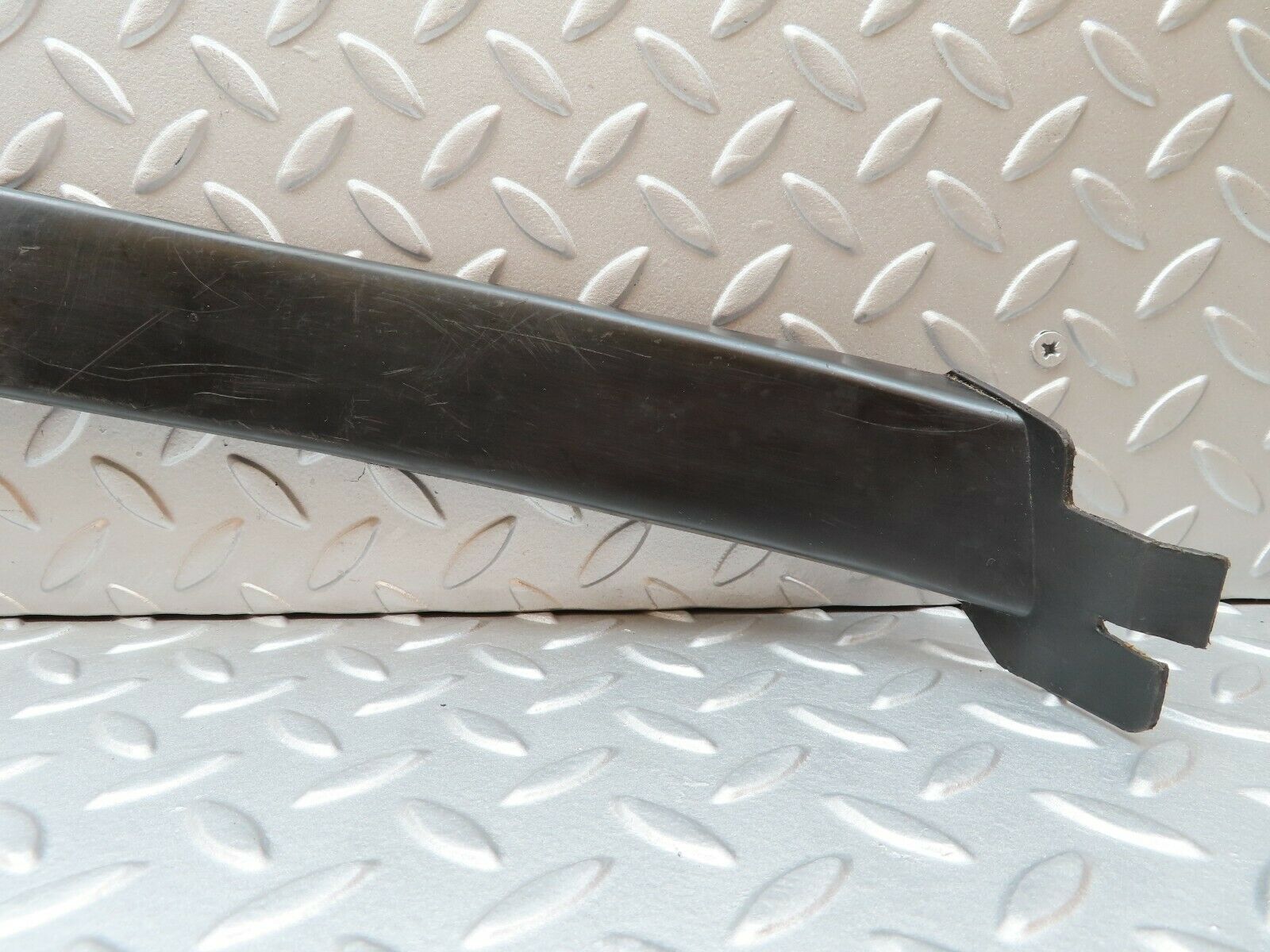 3733 Mercedes-Benz S123 200T Wagon Cable Cover Rear Right 1238210236