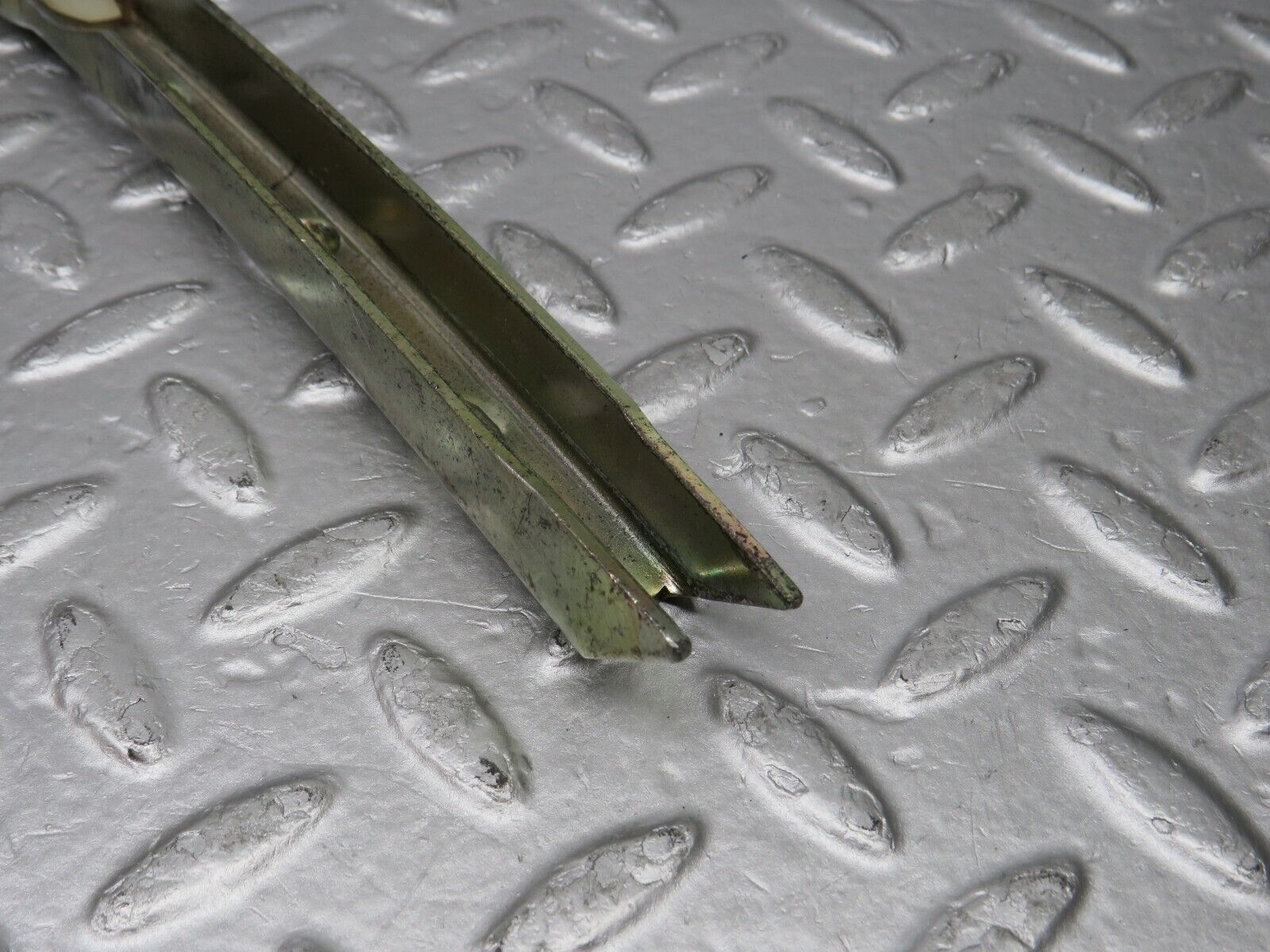 38309 Mercedes-Benz R129 280SL Coupe Front Left Window Channel