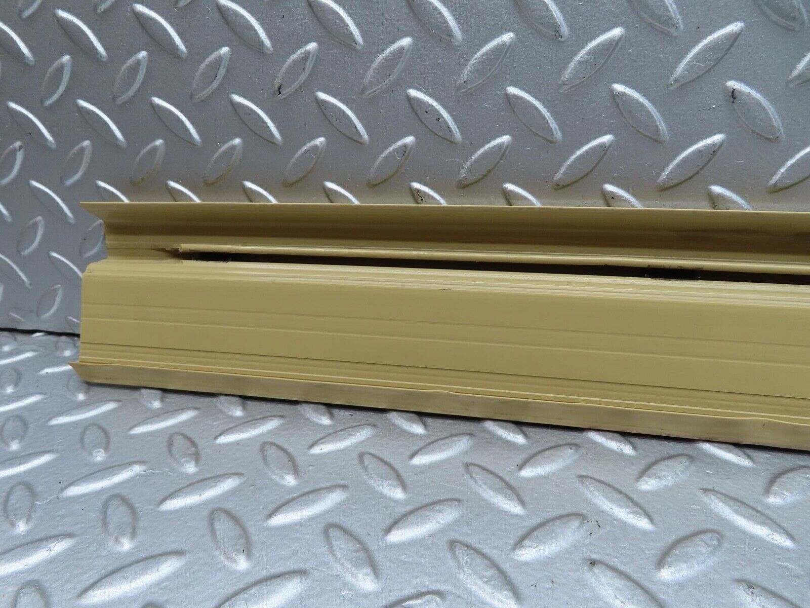 15390 Mercedes-Benz W123 230E Front Right Door Sill Trim Beige