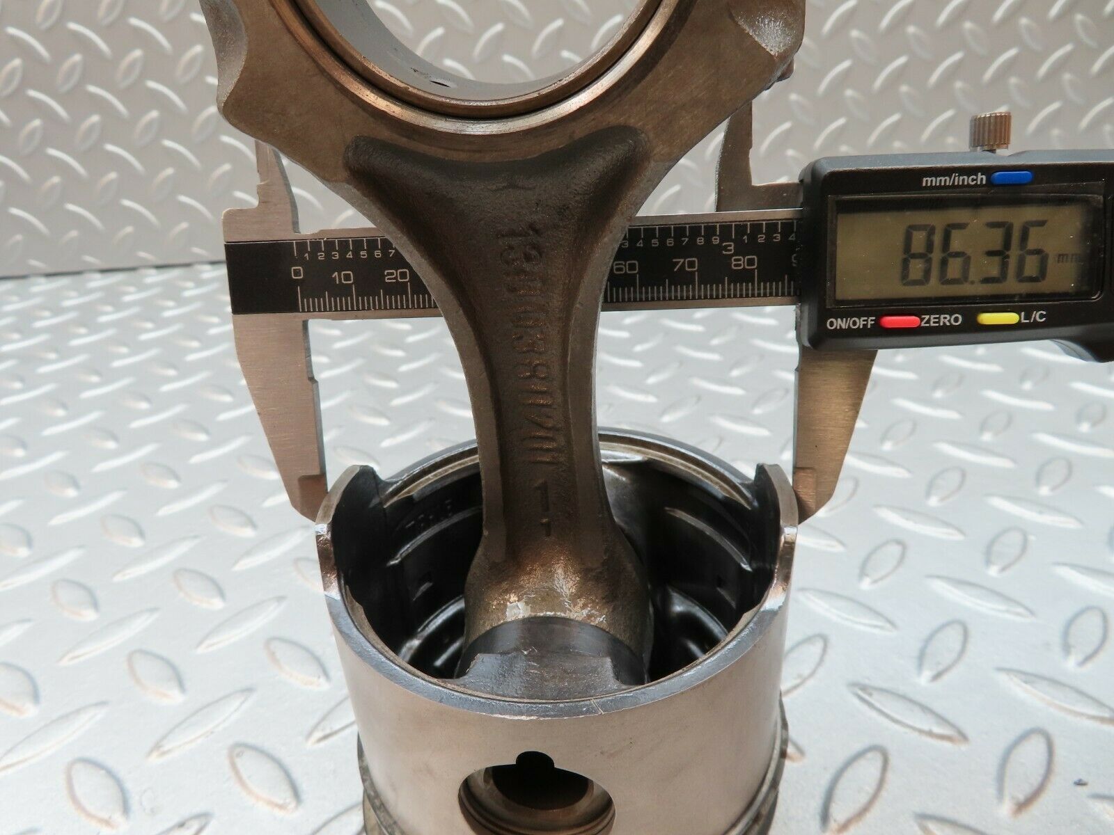 3507 Mercedes-Benz W108 280SE Piston With Connecting Rod 86.49 mm