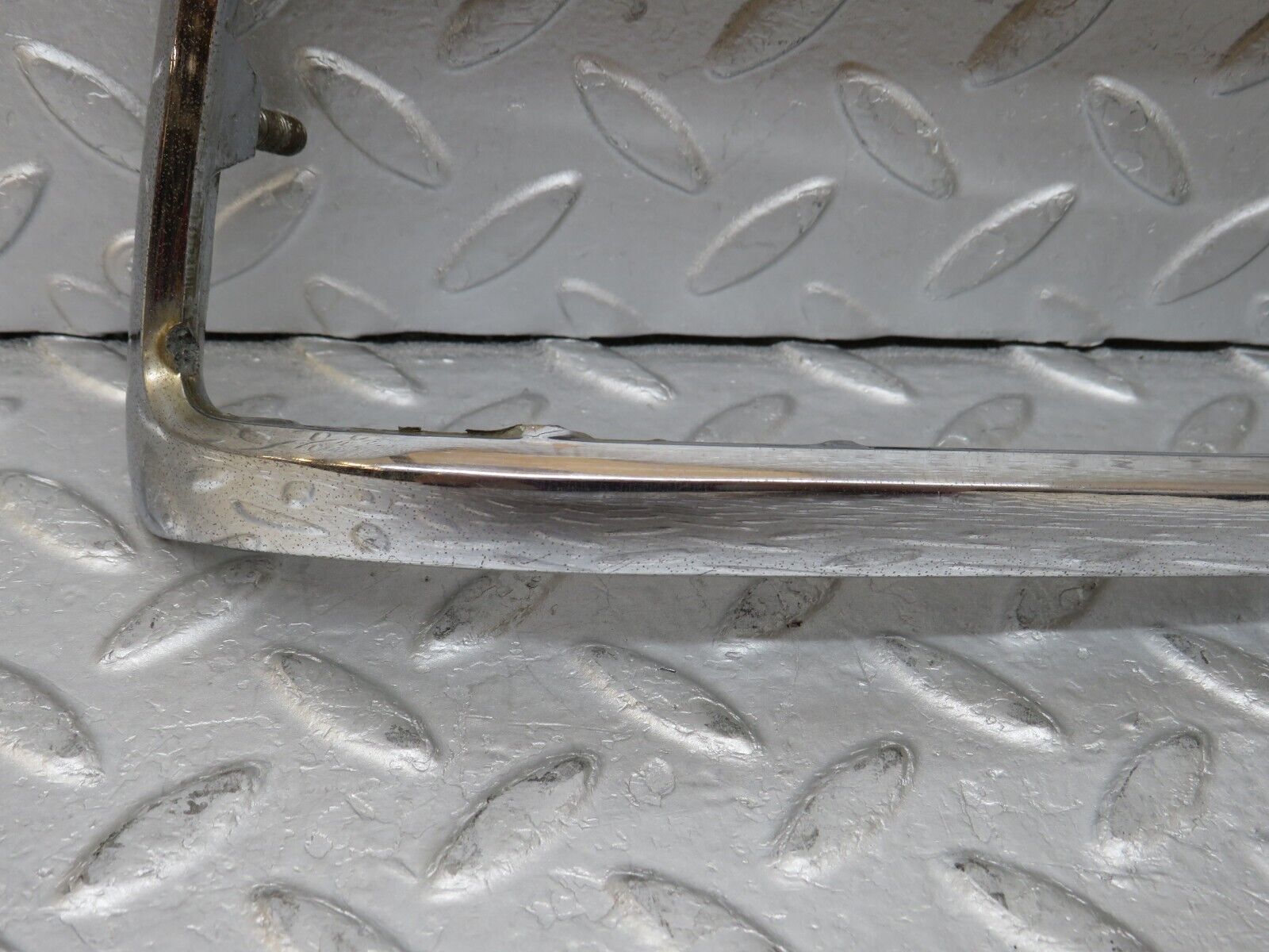 35751 Mercedes-Benz W108 Tail Light Chrome Frame Left 1088260159