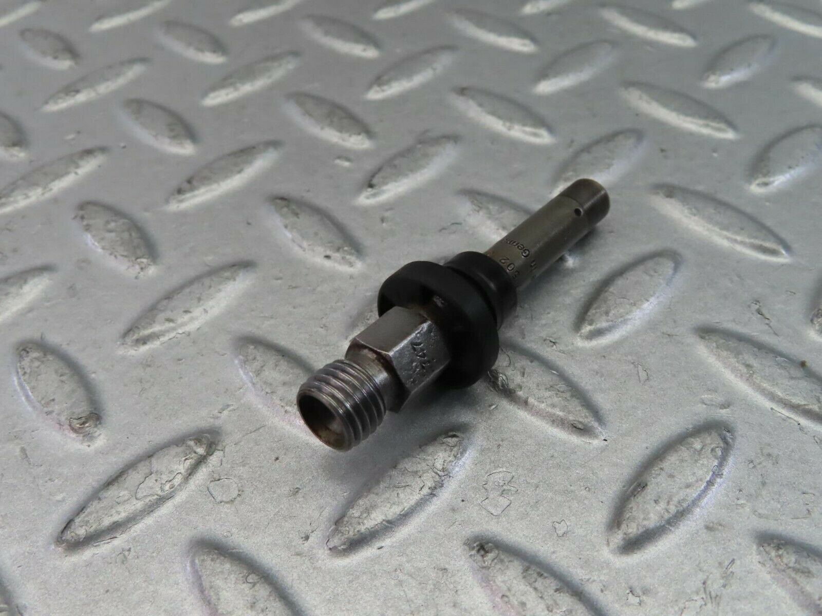 9460 Mercedes-Benz C124 300CE Coupe Fuel Injector Bosch 0437502010
