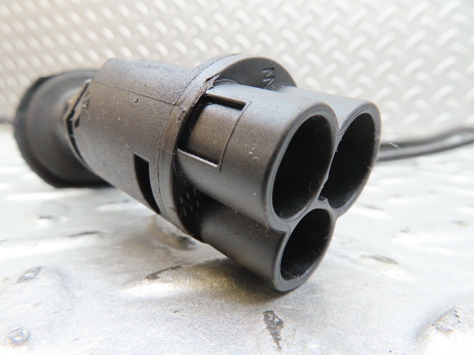 17289 Mercedes-Benz R129 300SL Coupe Front Right Brake Pad Warning Loom