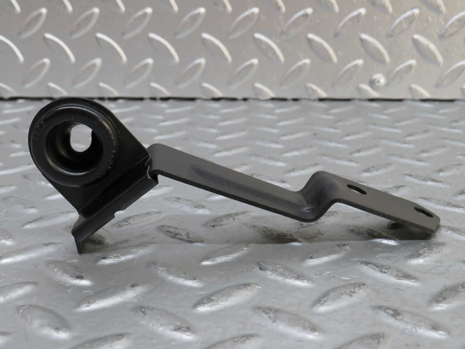 28126 Mercedes-Benz W123 280E Wire Cable Bracket 0005462937