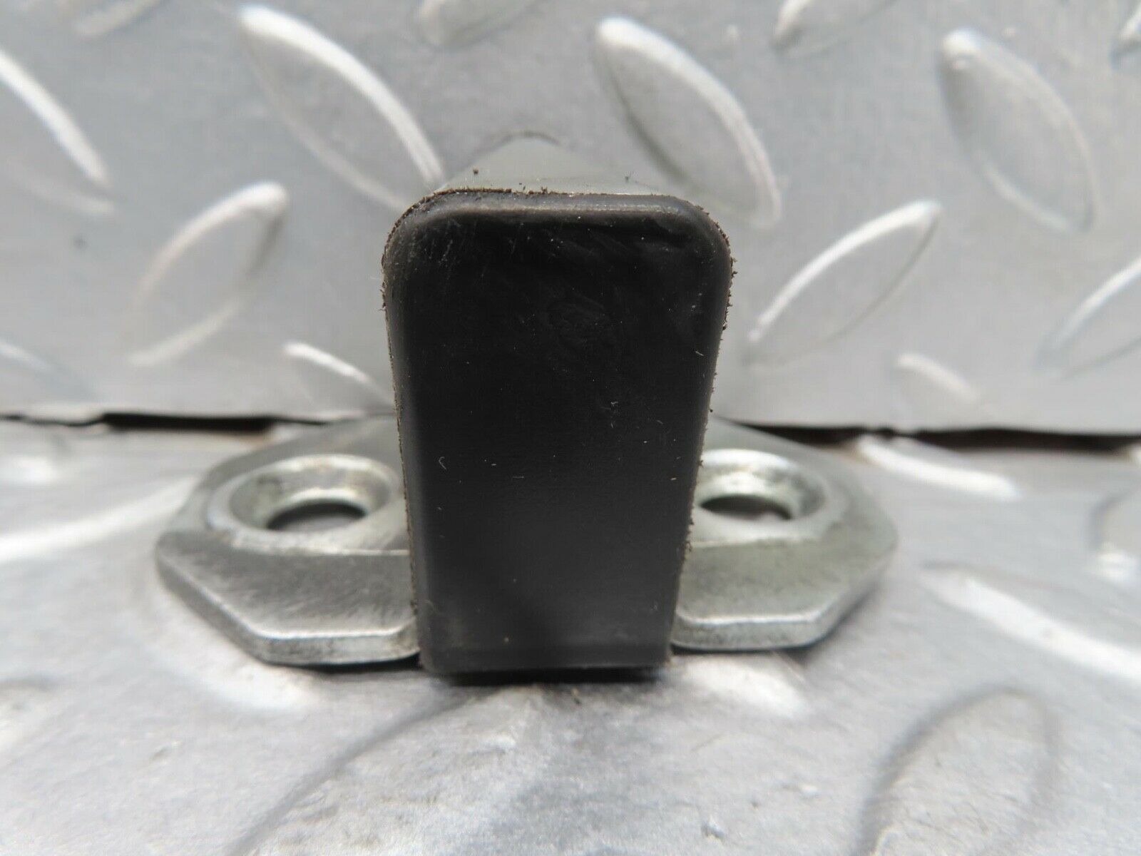 16455 Mercedes-Benz W124 260E Door Lock Latch