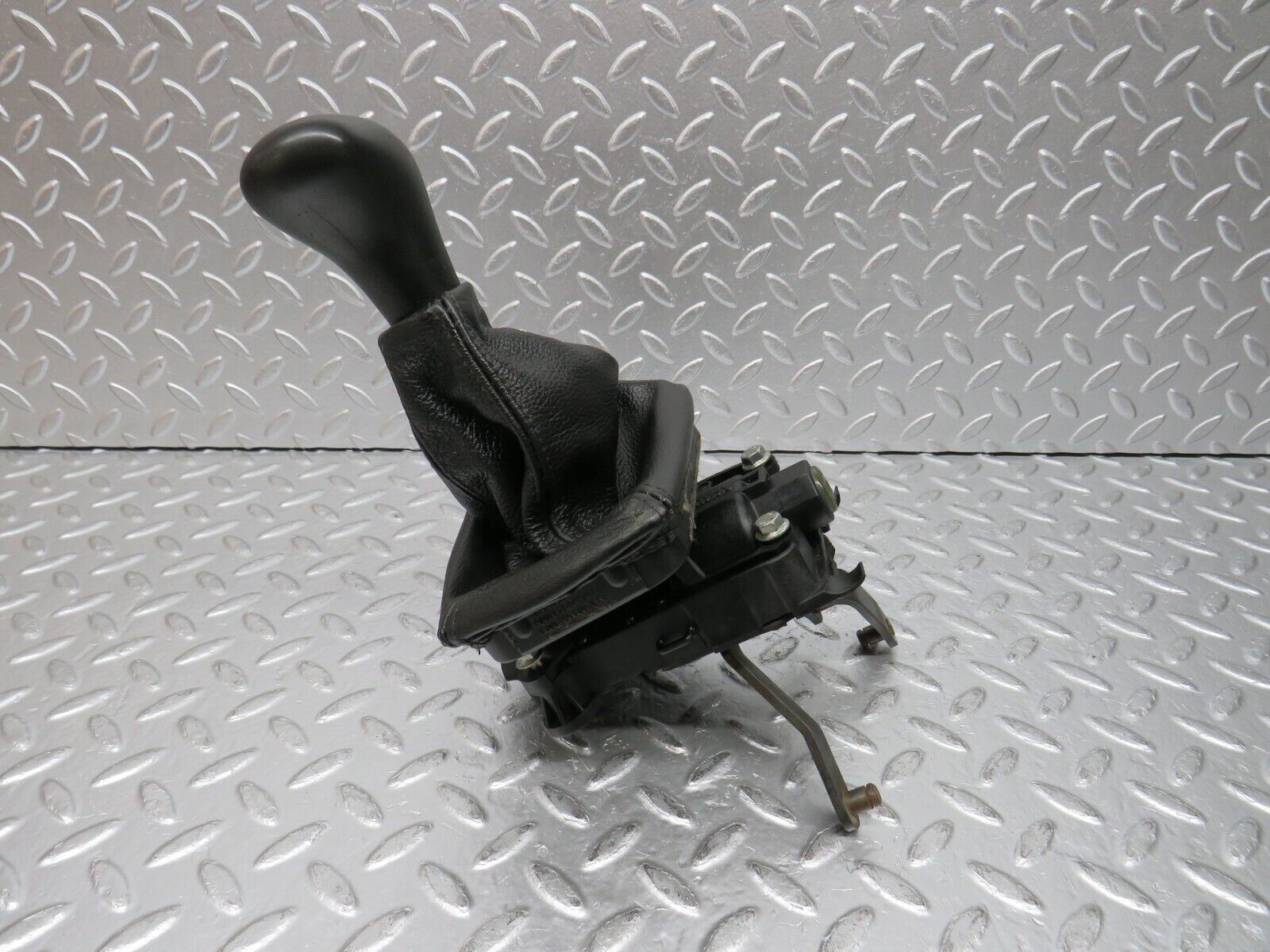 31494 Mercedes-Benz S124 220TE Manual Gear Shift Selector 5 Gear 0005451146