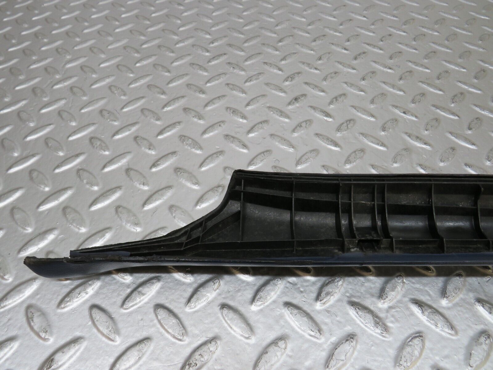 25336 Mercedes-Benz W201 190D A Pillar Cover Trim Right Side Blue 2016922089