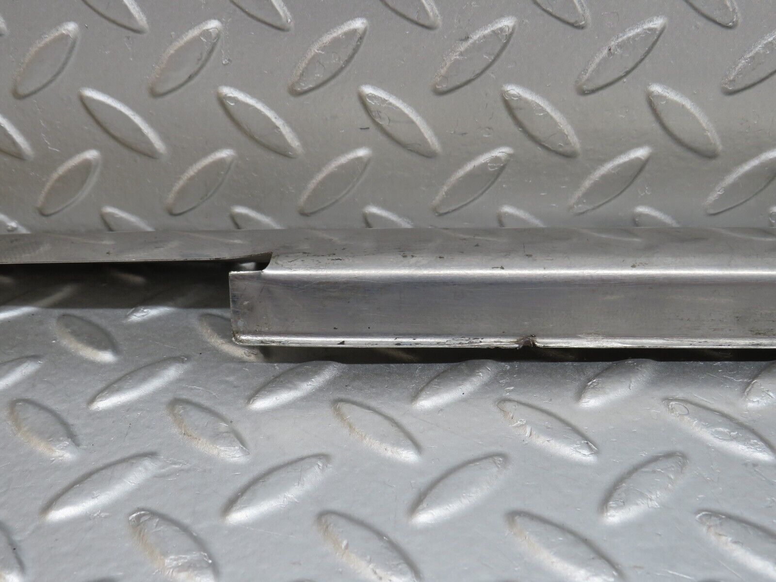 35767 Mercedes-Benz W108 Front Left Door Sill Chrome