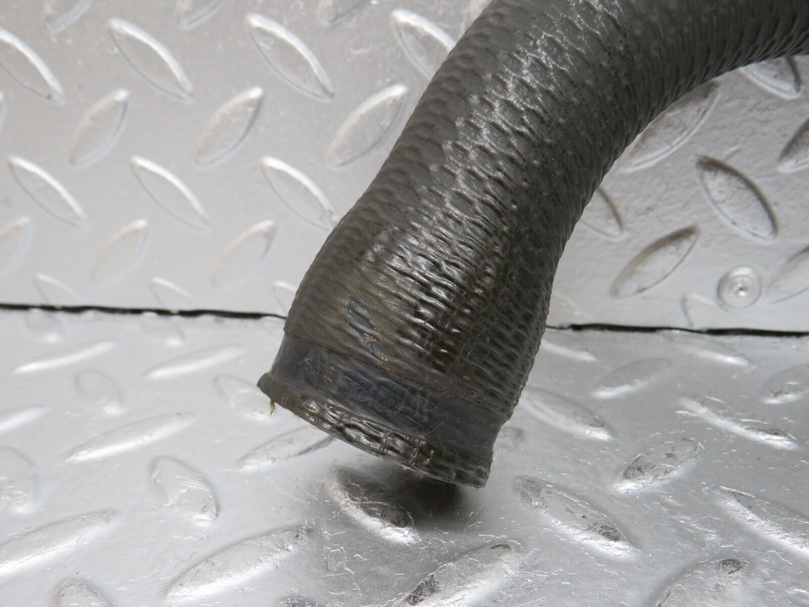 33289 Mercedes-Benz W202 C180 Coolant Upper Hose Pipe 2025010882