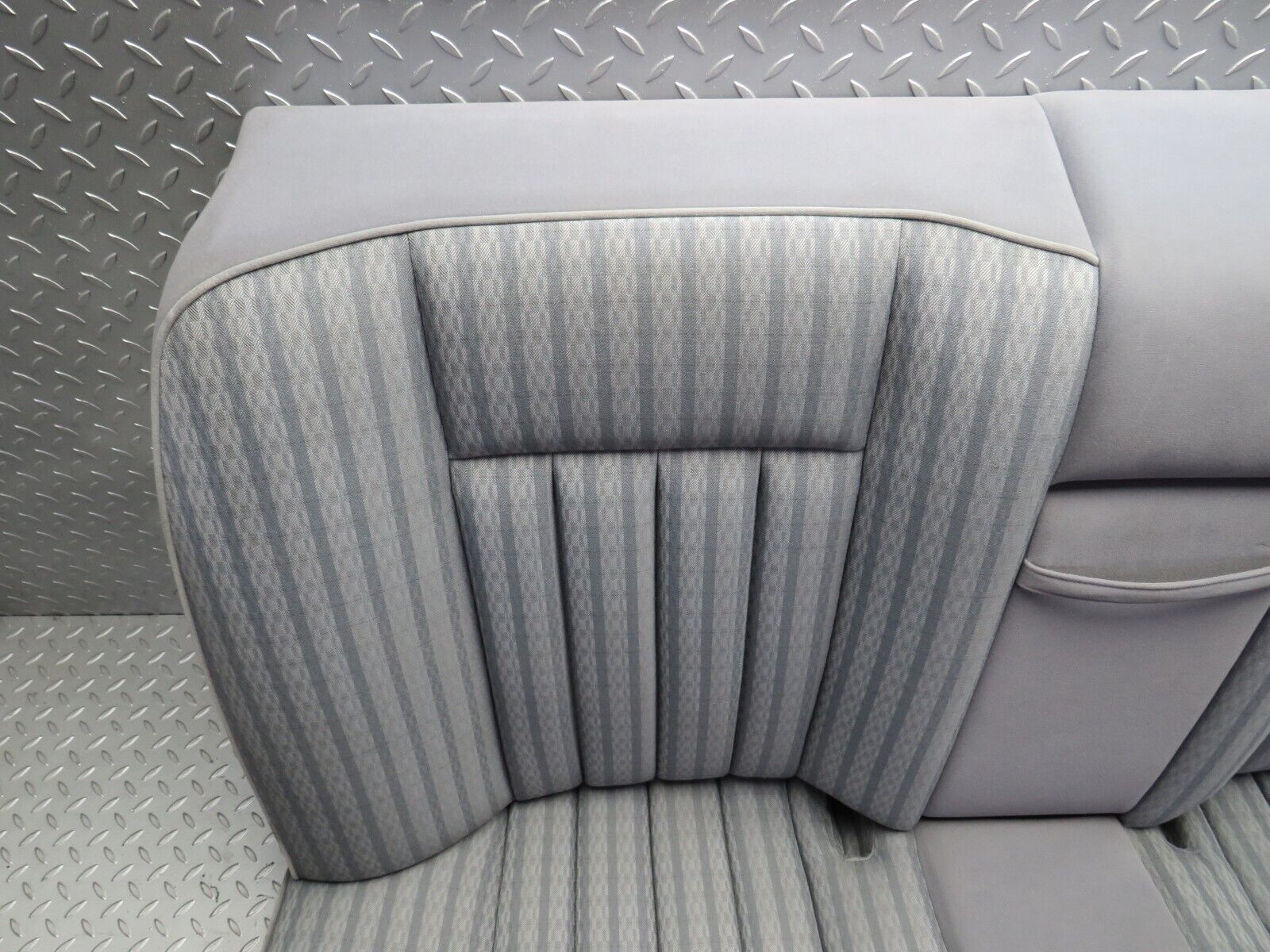 30325 Mercedes-Benz W124 230E Rear Seat 1249202216