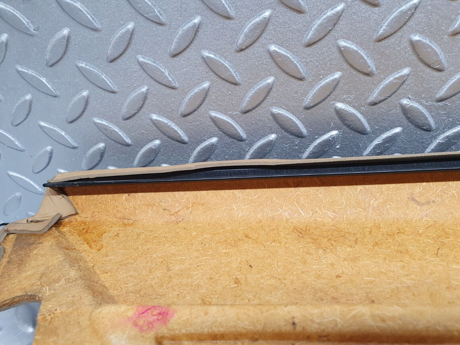 41481 Mercedes-Benz W124 200E Rear Right Door Card Palomino