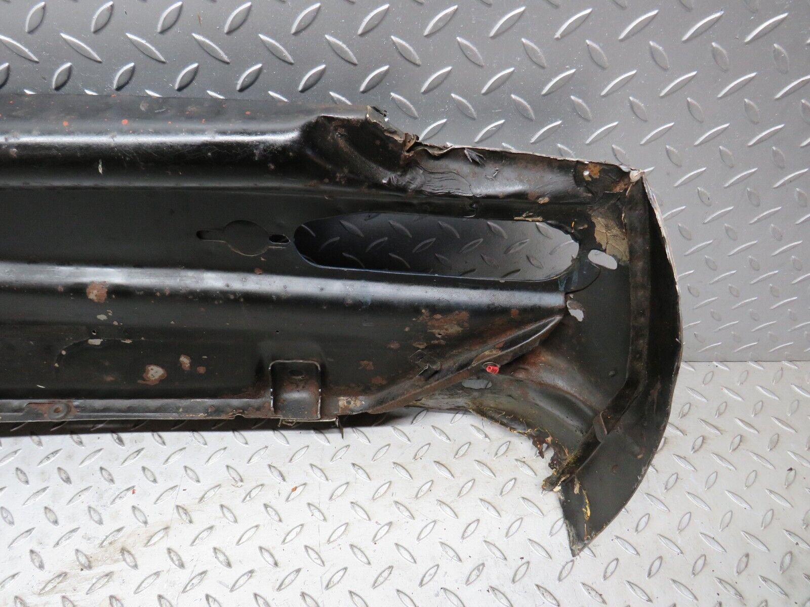 40524 Mercedes-Benz W110 230 Complete Rear Panel