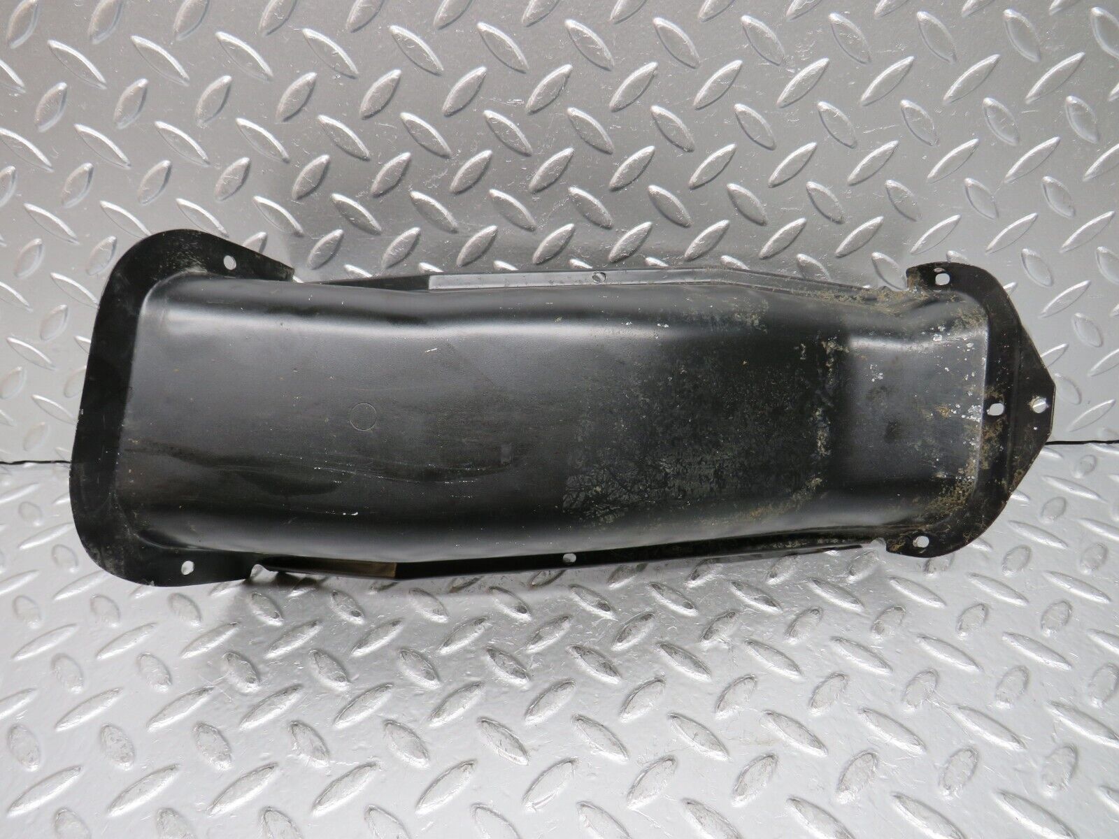 30105 Porsche 924 Fuel Tank Filling Pipe Metal Cover