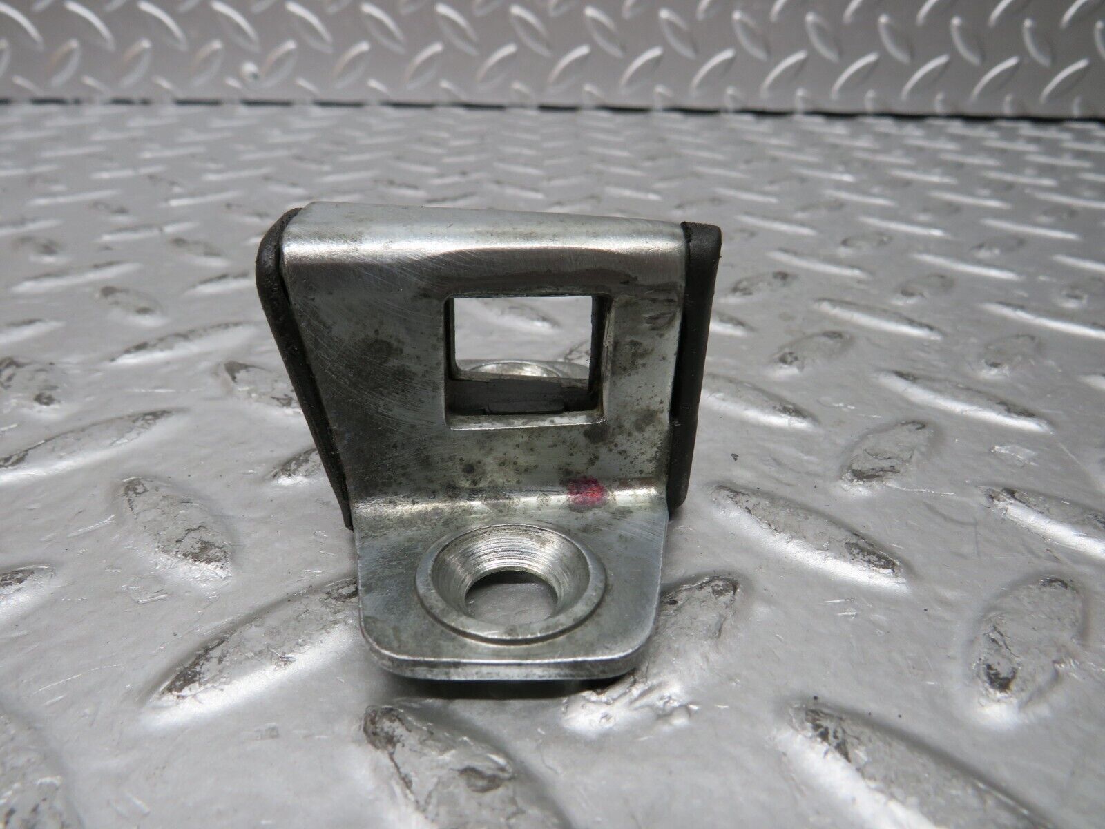 26614 Mercedes-Benz C124 220CE Coupe Door Lock Latch