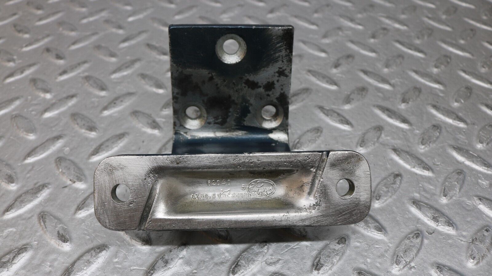 37271 Mercedes-Benz W109 300SEL Door Hinge Right Side