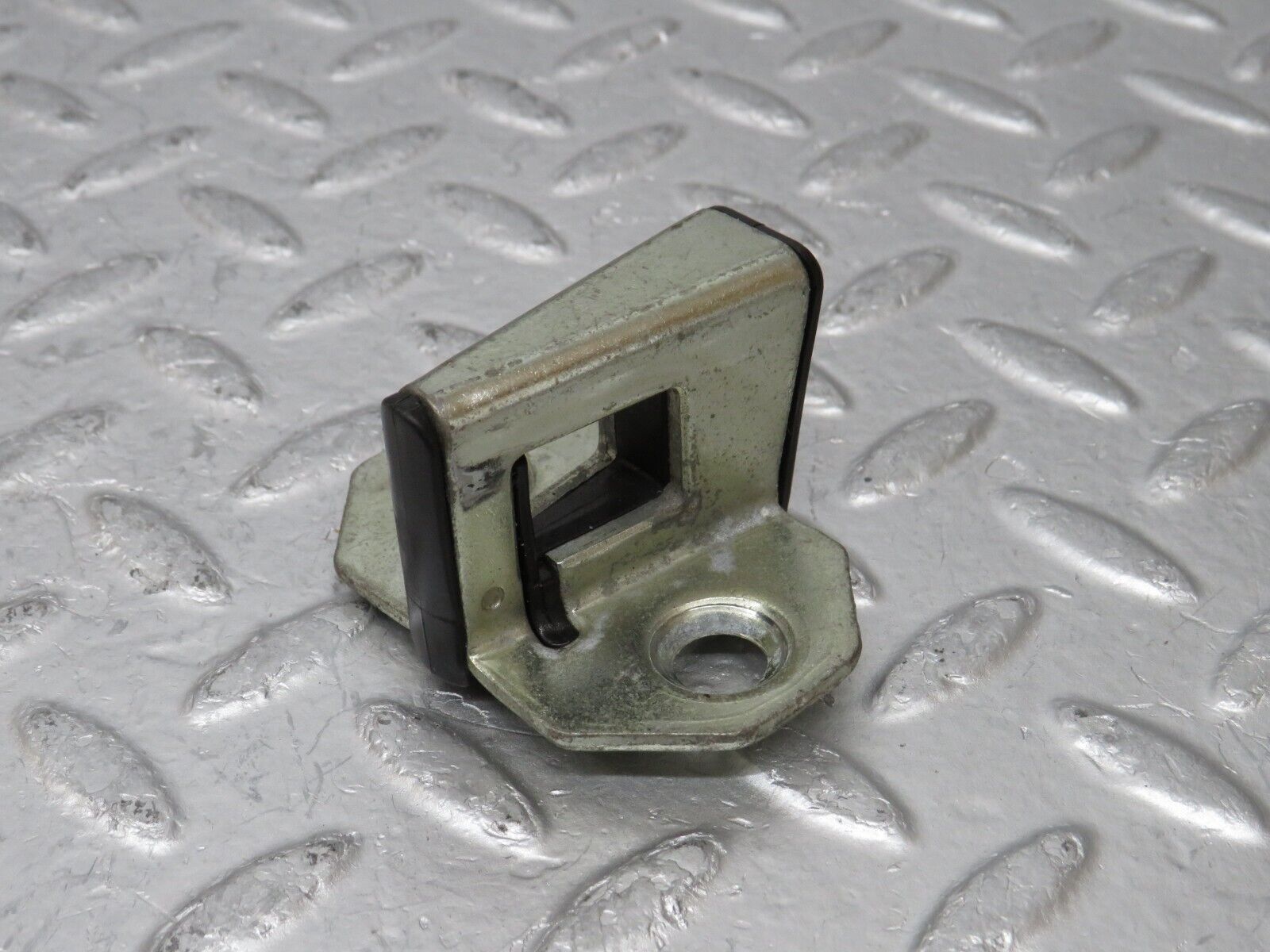 34892 Mercedes-Benz W210 320E Door Lock Latch