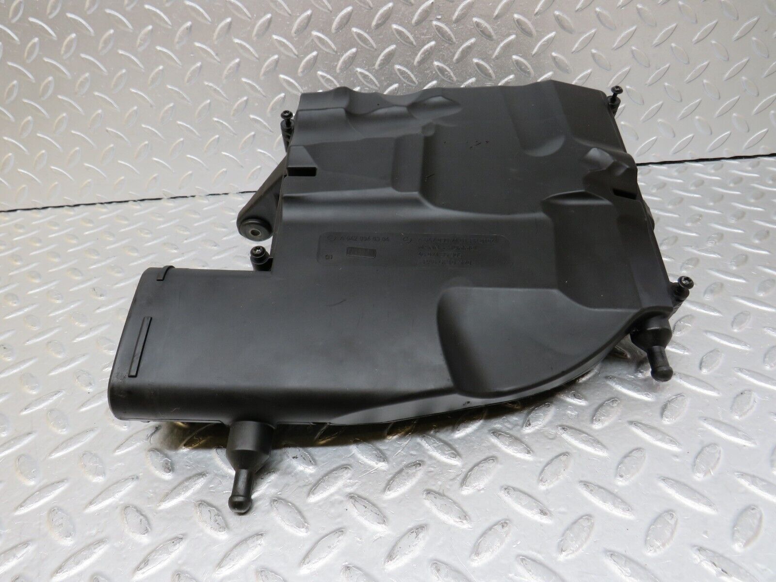 35116 Mercedes-Benz W221 Air Filter Box Housing 6420902101 0051535028