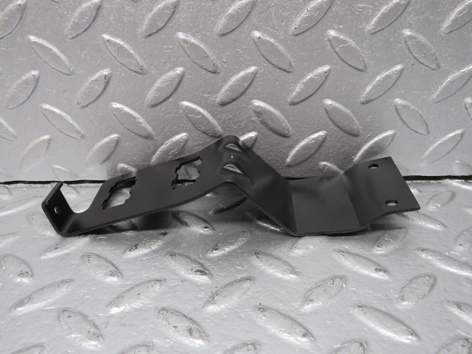 40414 Mercedes-Benz W110 230 Relay Holder Bracket