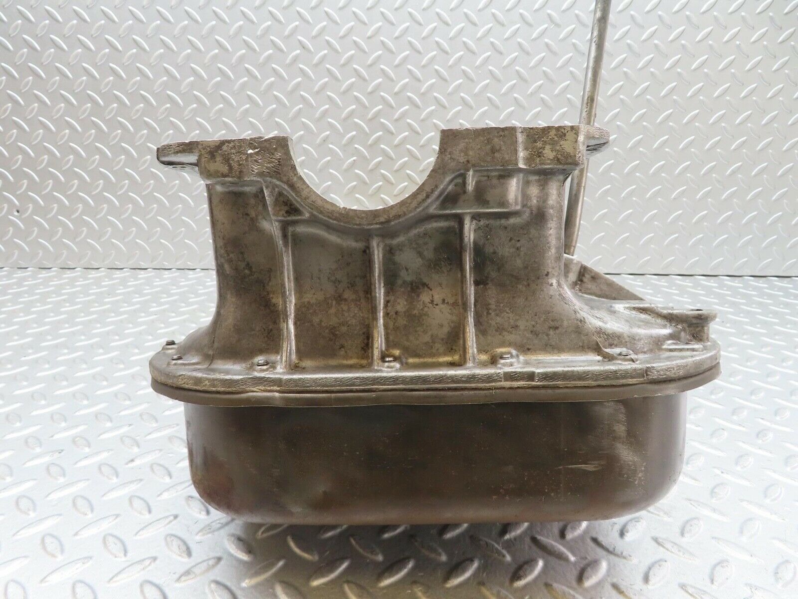 13826 Mercedes-Benz W111 230S Oil Pan Oil Sump 1080140202