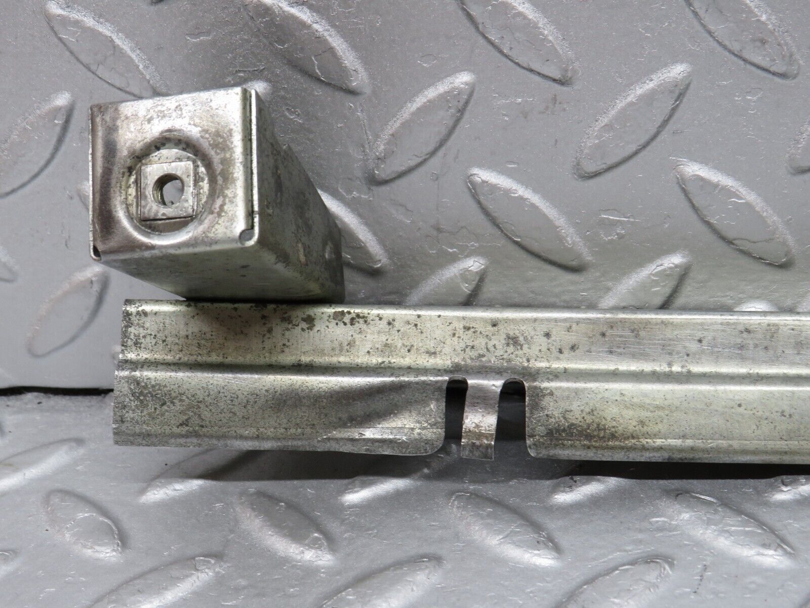 35861 Mercedes-Benz W108 Front Right Door Window Channel