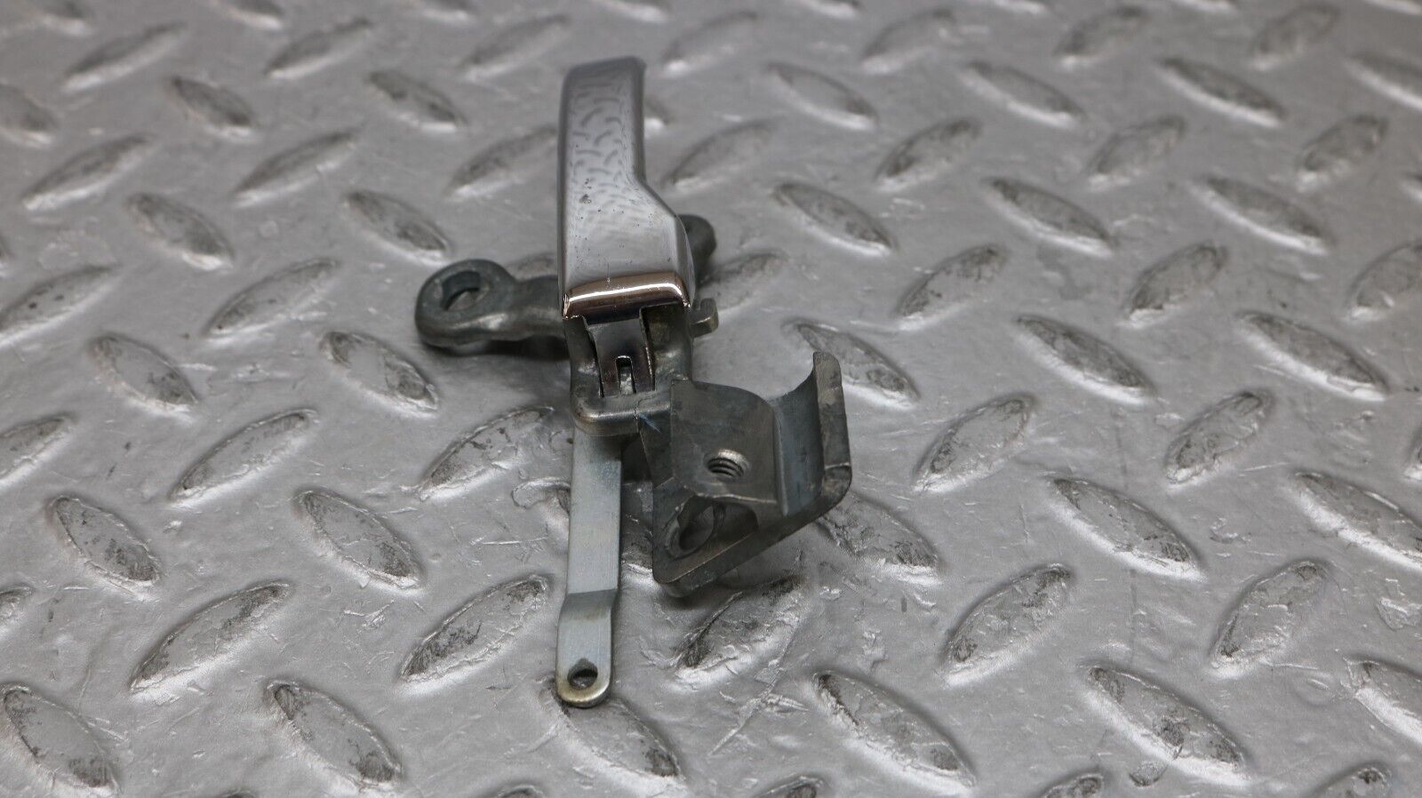 37264 Mercedes-Benz W109 300SEL Rear Right Interior Door Handle 1157660219