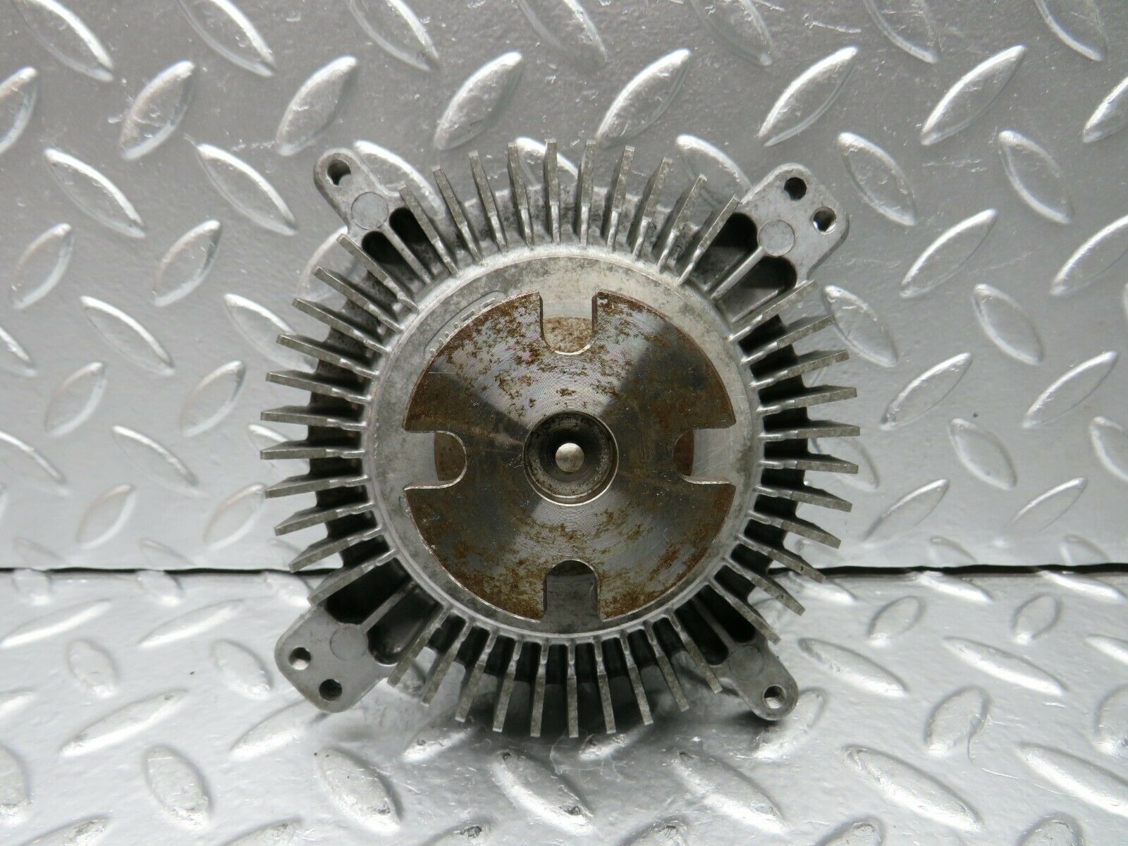 22699 Mercedes-Benz C107 450SLC Coupe Engine Cooling Fan Clutch 1162000122