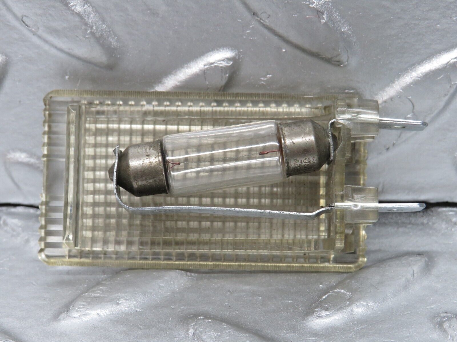 31027 Mercedes-Benz W123 230E Glove Box Light