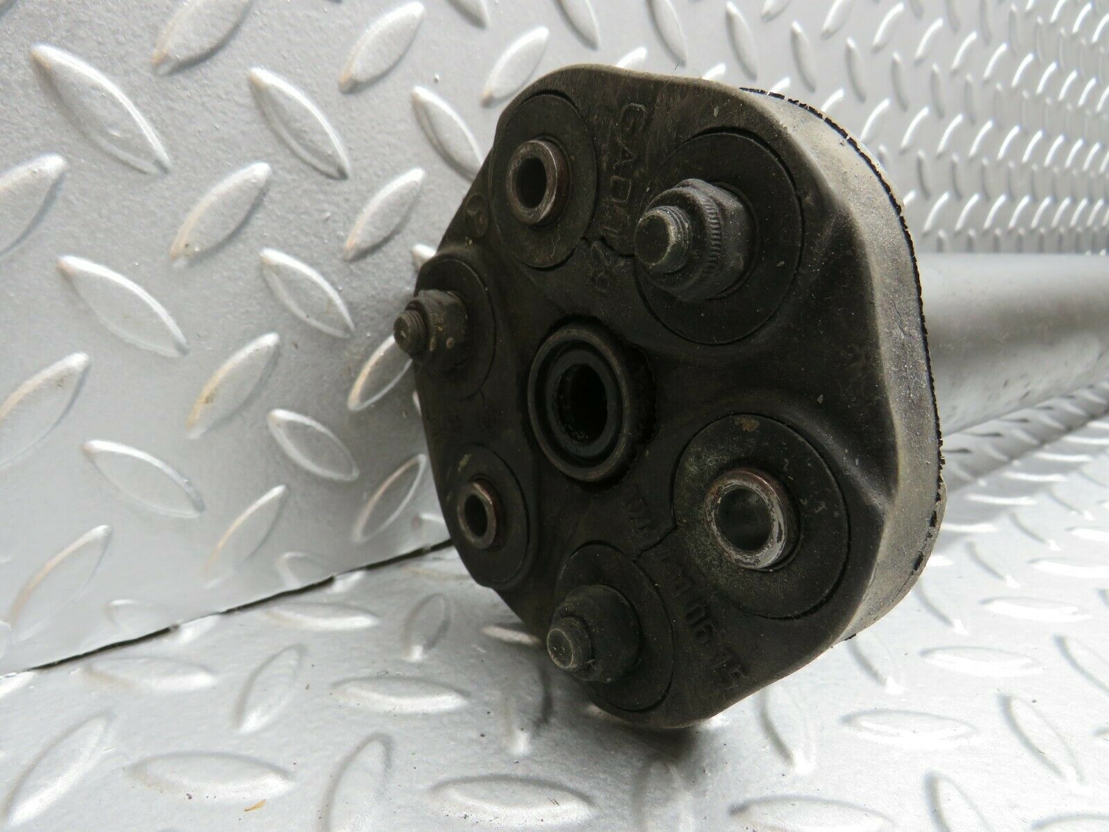 22537 Mercedes-Benz C124 E220 Coupe Cardan Shaft Prop Shaft