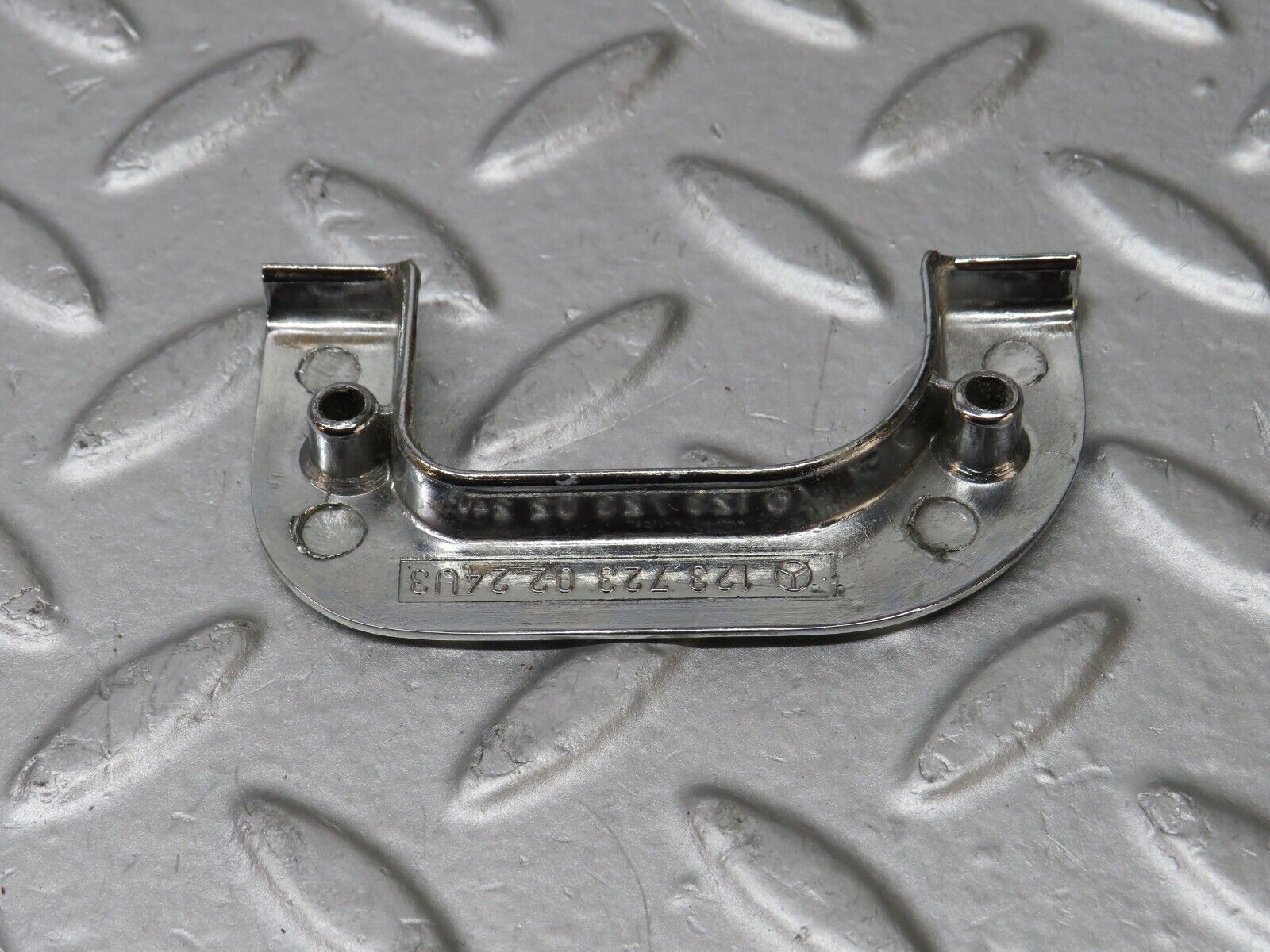 36895 Mercedes-Benz C126 420SEC Coupe Interior Chrome Door Latch Left 1237230124