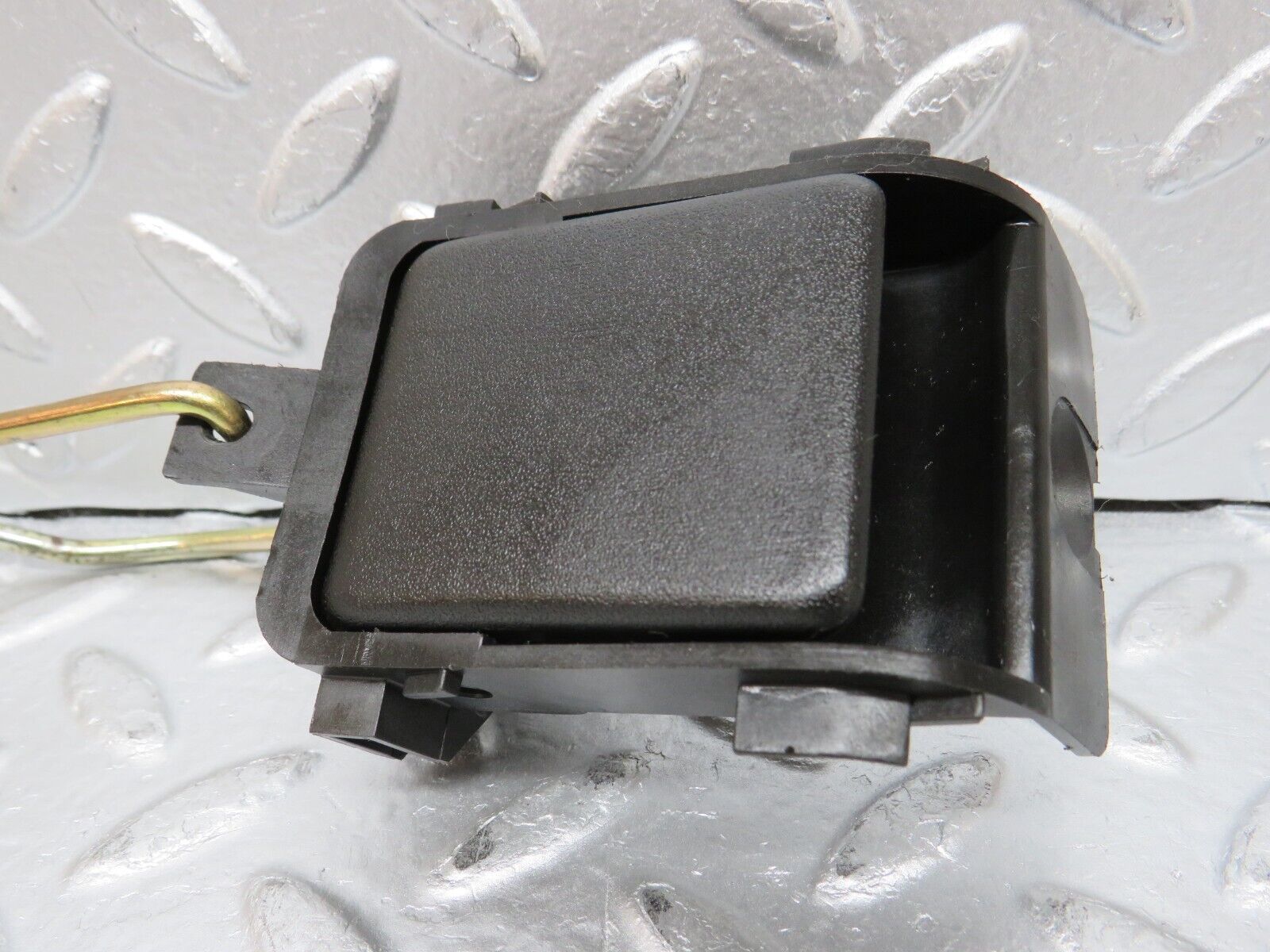 32495 Mercedes-Benz S124 300TE Wagon Interior Release Handle 1247660564