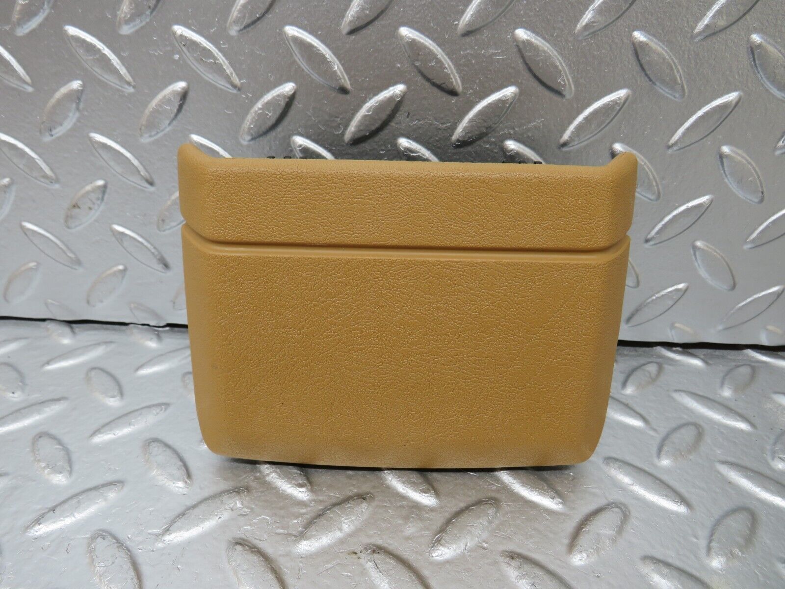 25492 Mercedes-Benz W123 200 Rear Ashtray Palomino