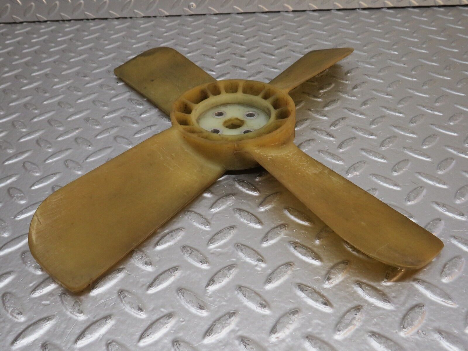 0329 Mercedes-Benz W120 Ponton Engine Cooling Fan 1082050906