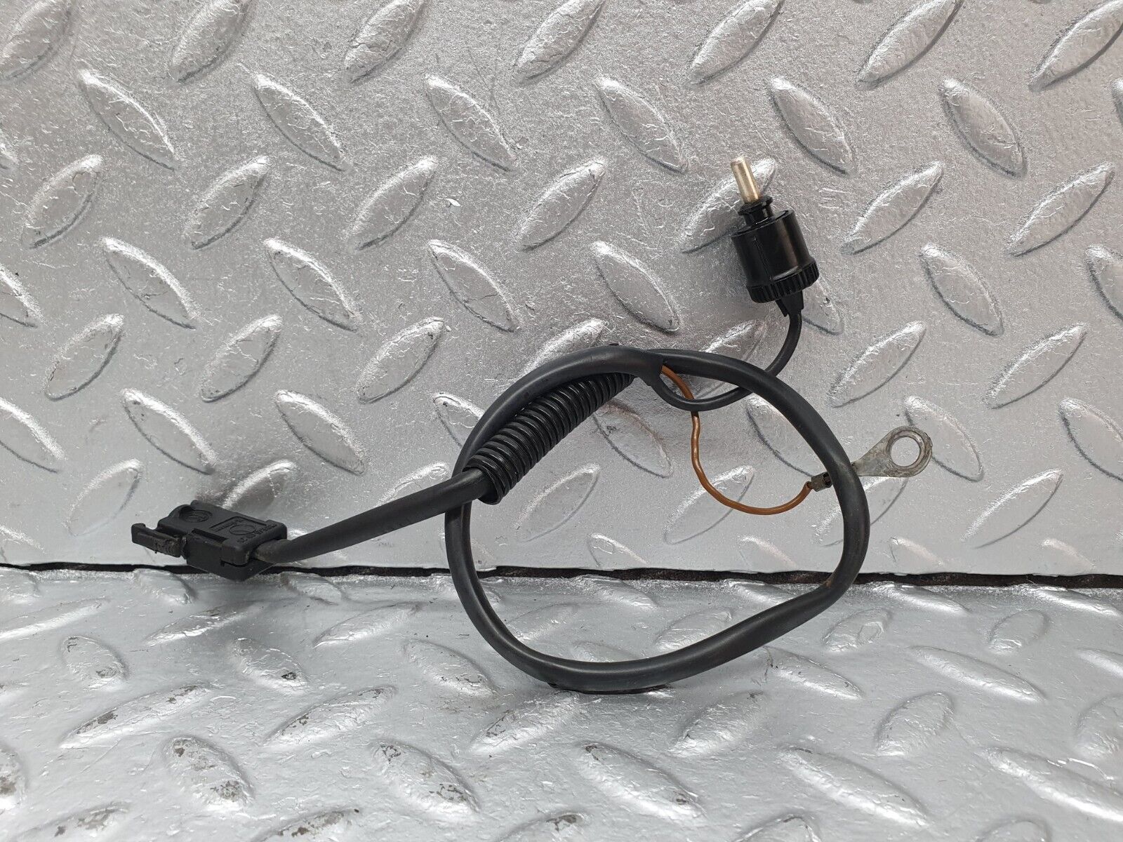 41587 Mercedes-Benz W124 200E Engine Cooling Fan Wire 1245402809