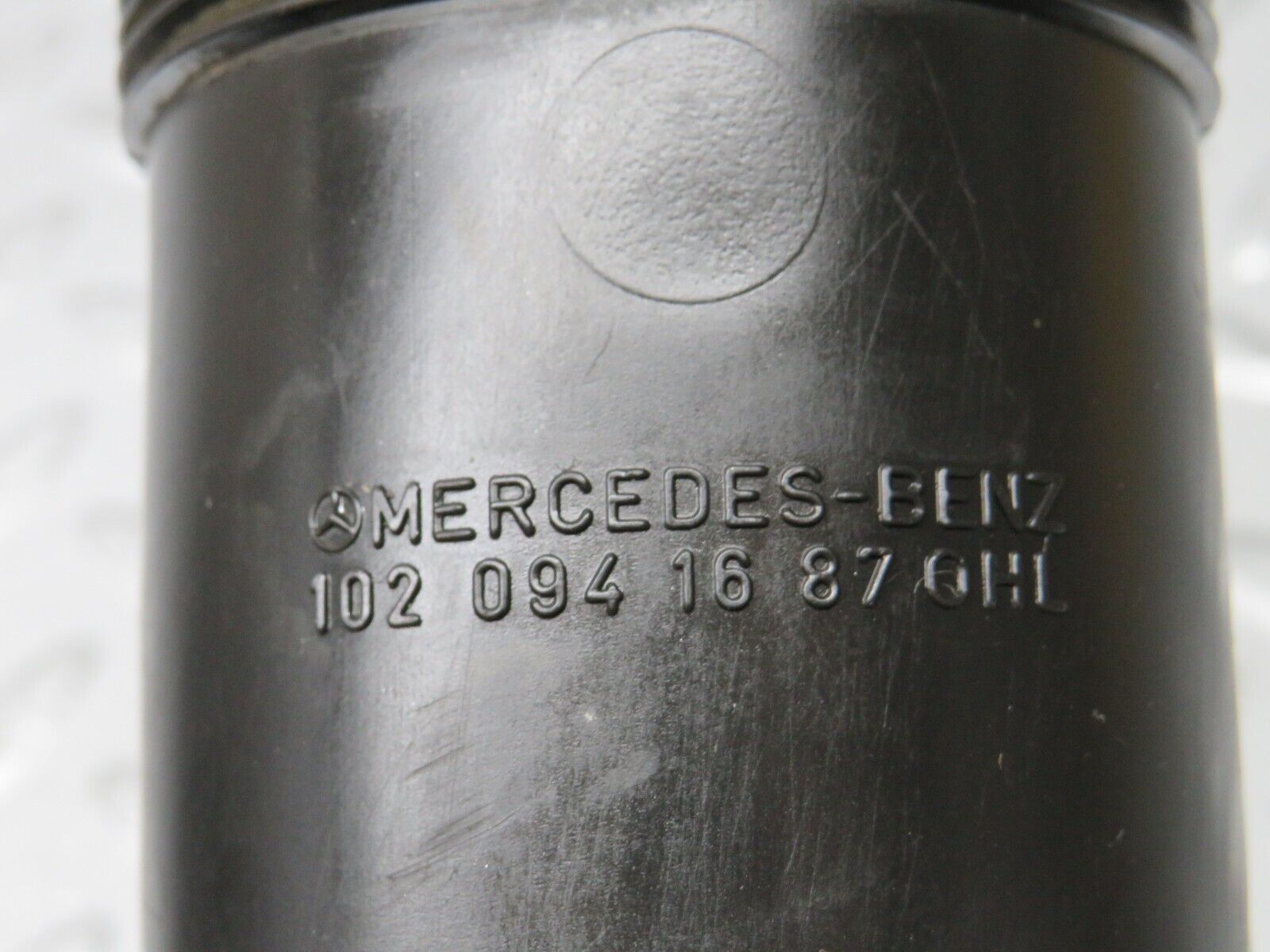 30362 Mercedes-Benz W124 230E Air Filter Box Housing 0150948802 1020941687