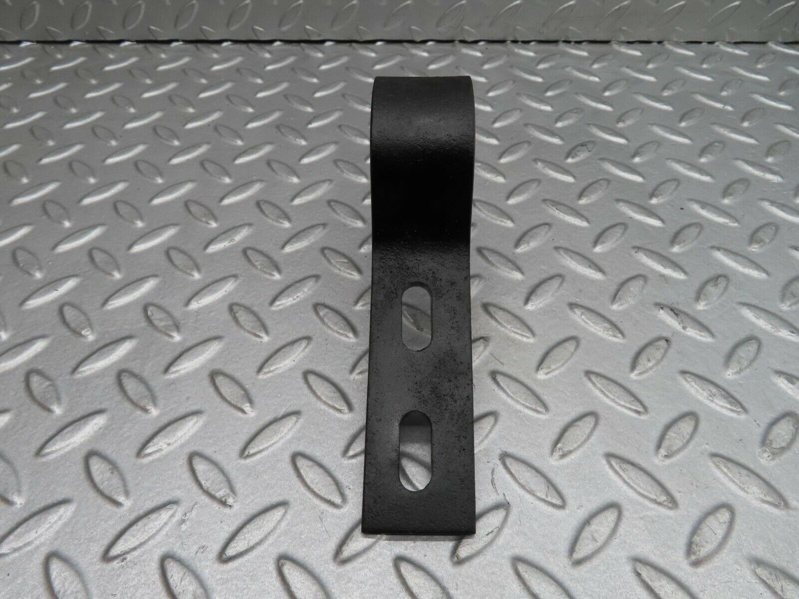 12281 Mercedes-Benz W108 280SE 3.5 Front Bumper Bracket