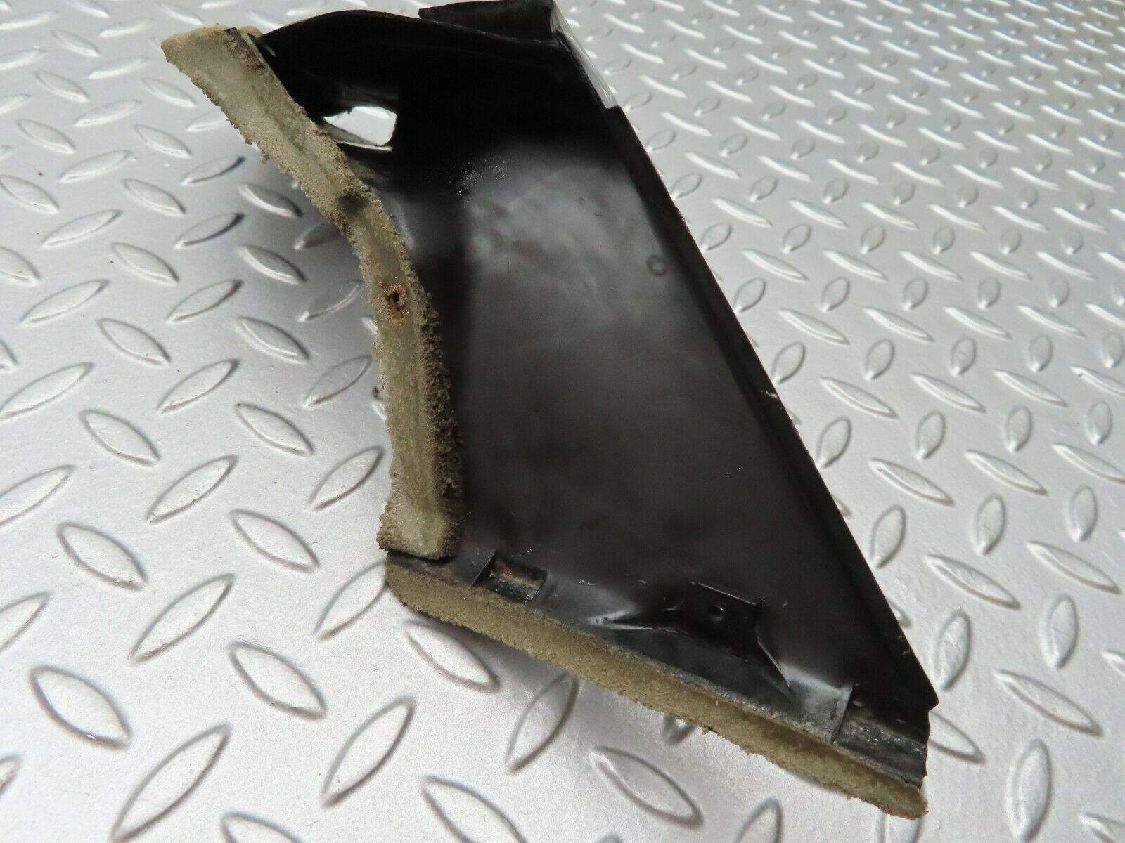 3774 Mercedes-Benz S123 200T Wagon Water Drain 1238300428