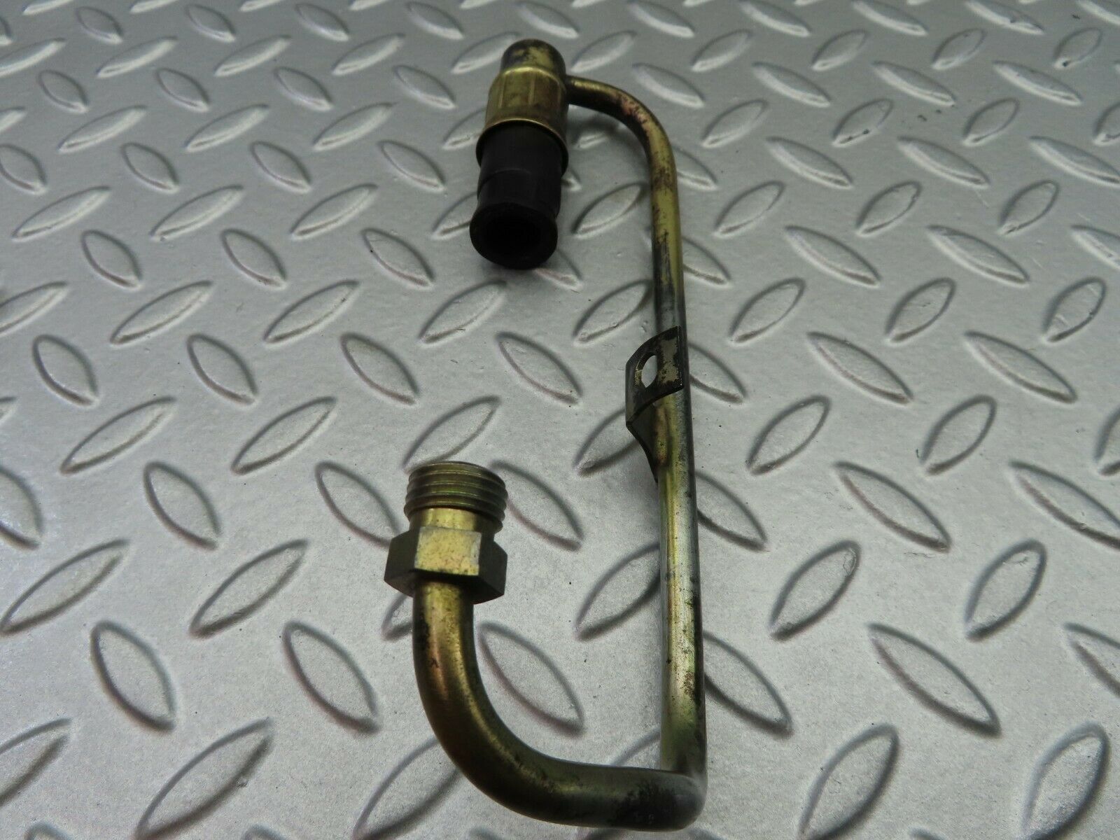 6779 Mercedes-Benz S124 E220 Wagon Fuel Hose Pipe