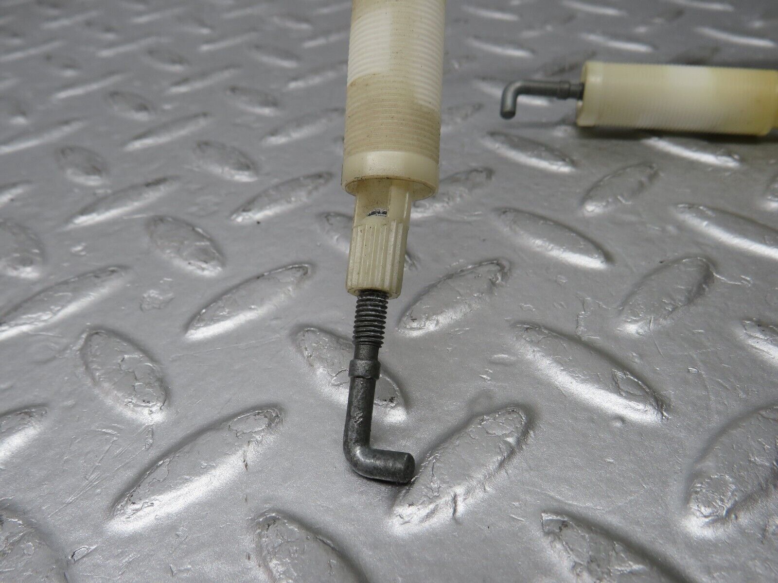 36151 Mercedes-Benz W126 420SE Heater Regulator 1268300485