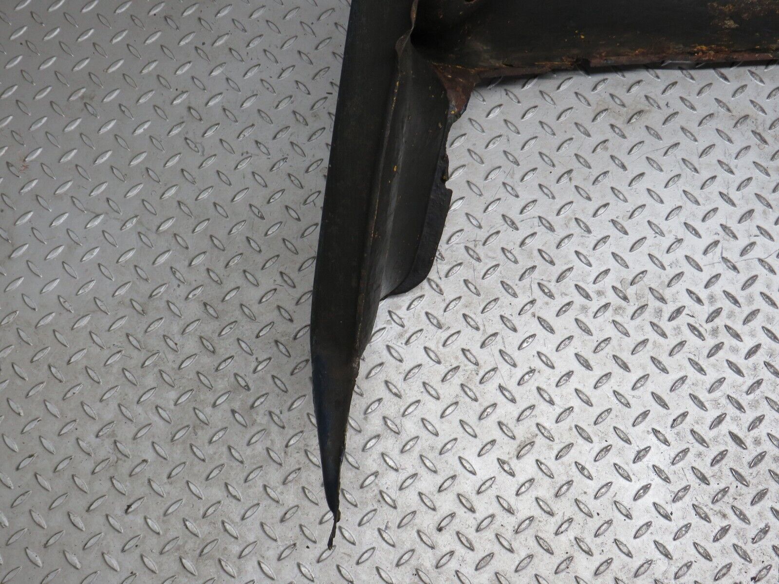 40525 Mercedes-Benz W110 230 Front Left Wing Fender Panel