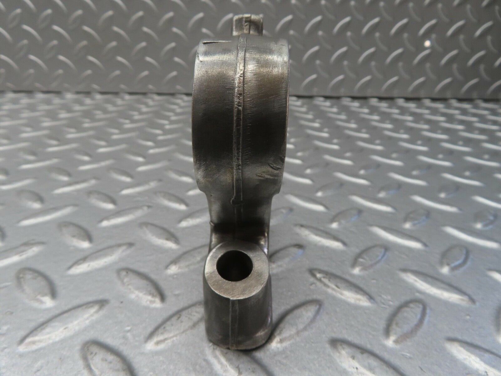 13353 Mercedes-Benz C107 350SLC Coupe Camshaft Tower Bearing