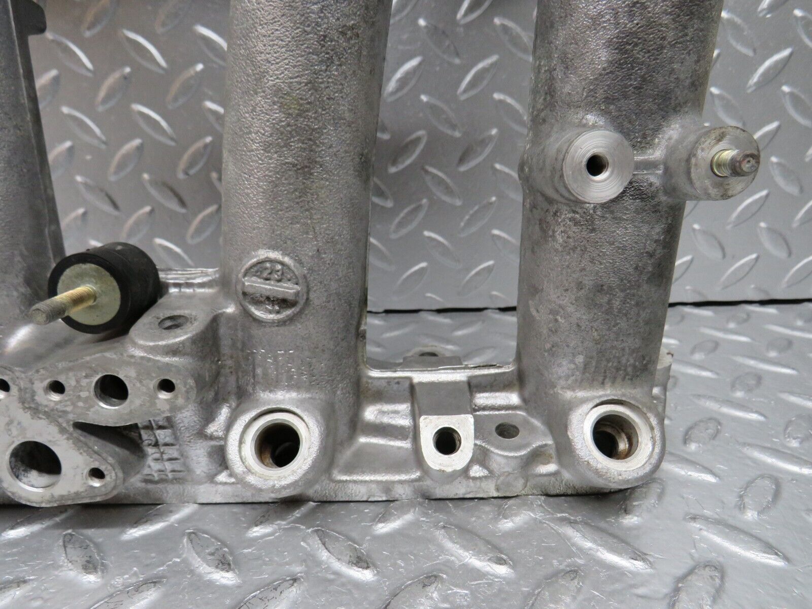 30537 Mercedes-Benz W124 230E Intake Manifold 1021413601