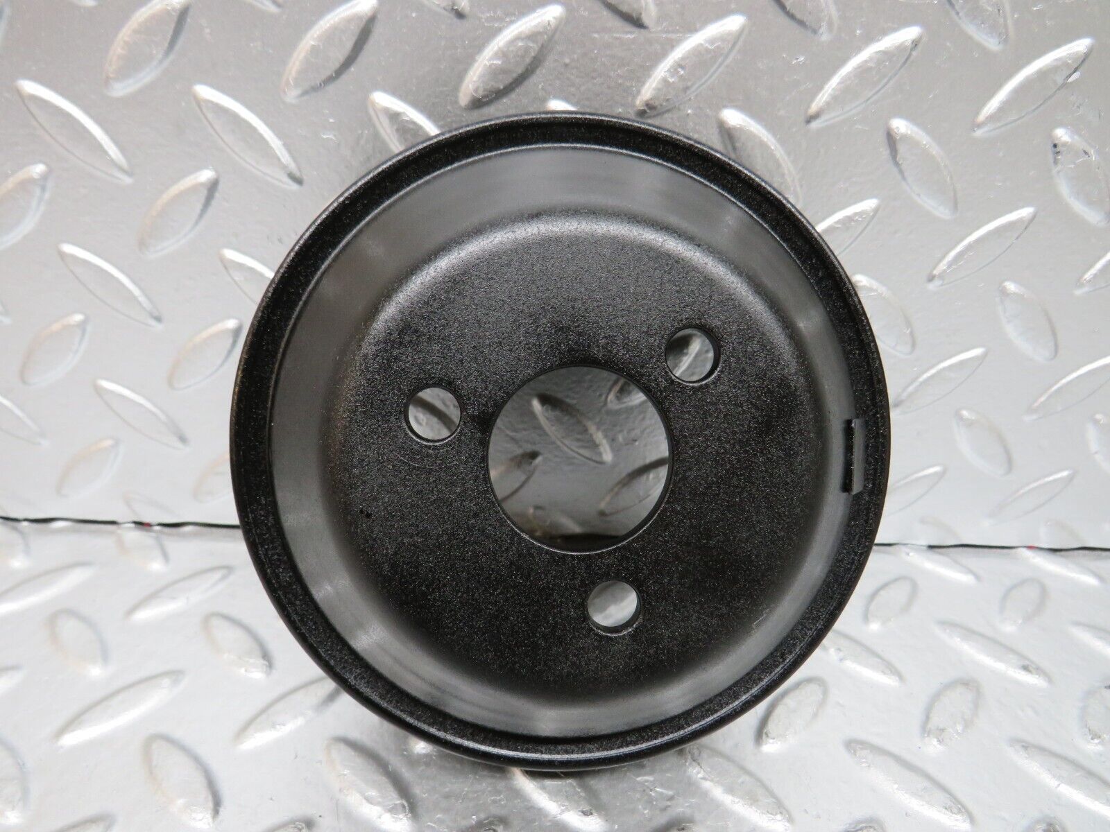 24819 Mercedes-Benz W140 S320 Water Pump Pulley 1042300015