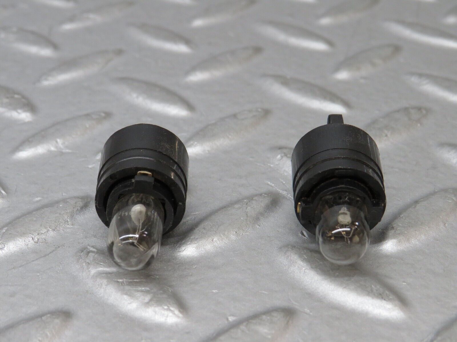 36402 Mercedes-Benz W108 Instrument Cluster Bulb 2x