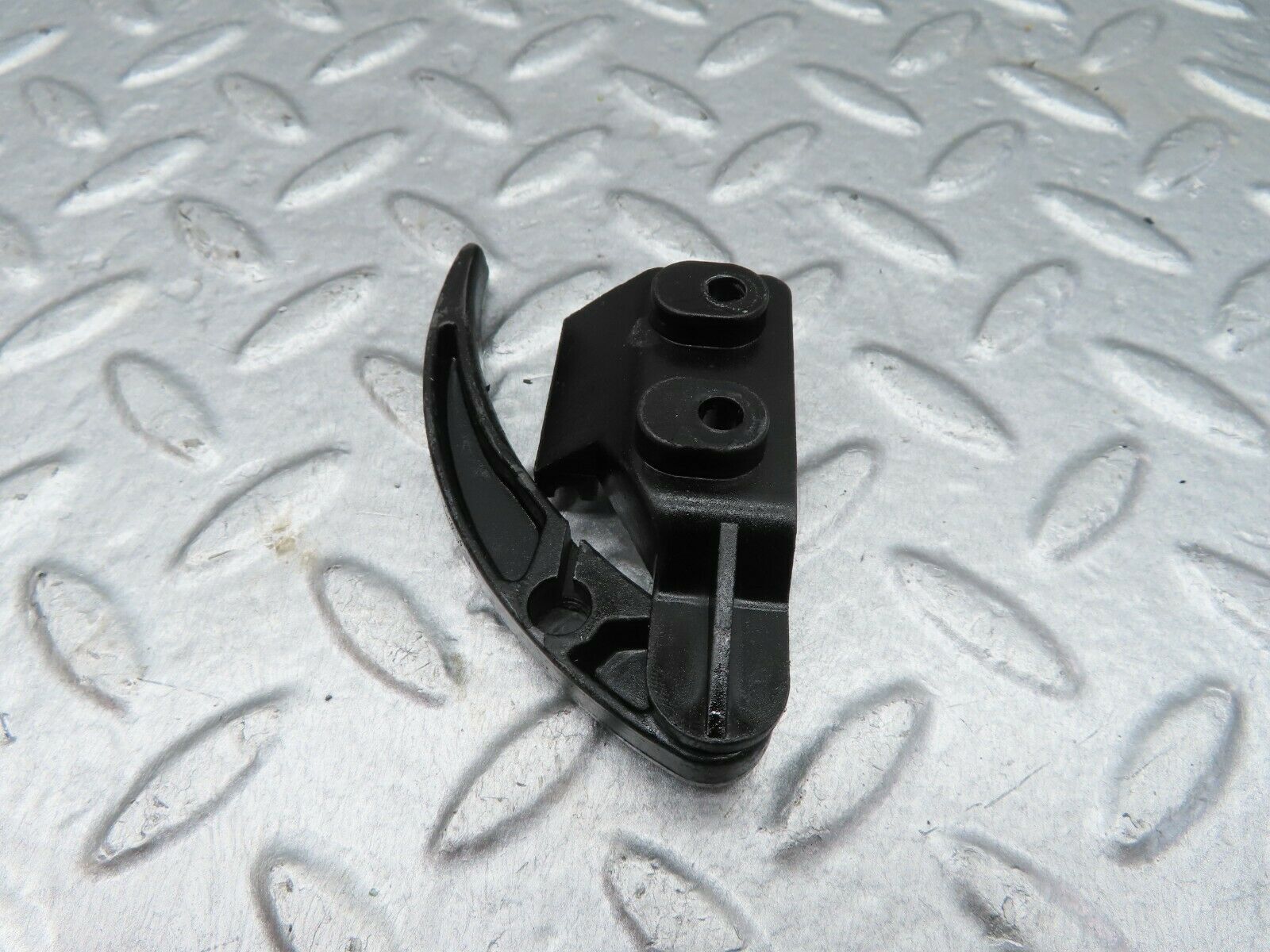 18059 Mercedes-Benz W123 200 Hood Opener Bonnet Opener Release