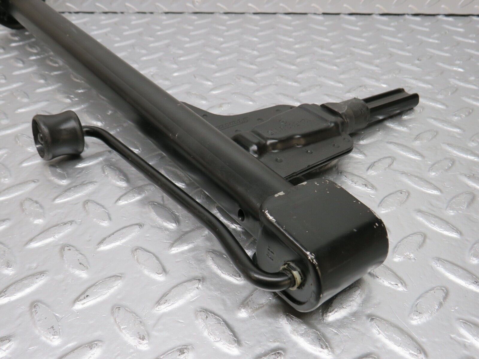 34118 Mercedes-Benz W124 260E Car Jack 1245830115