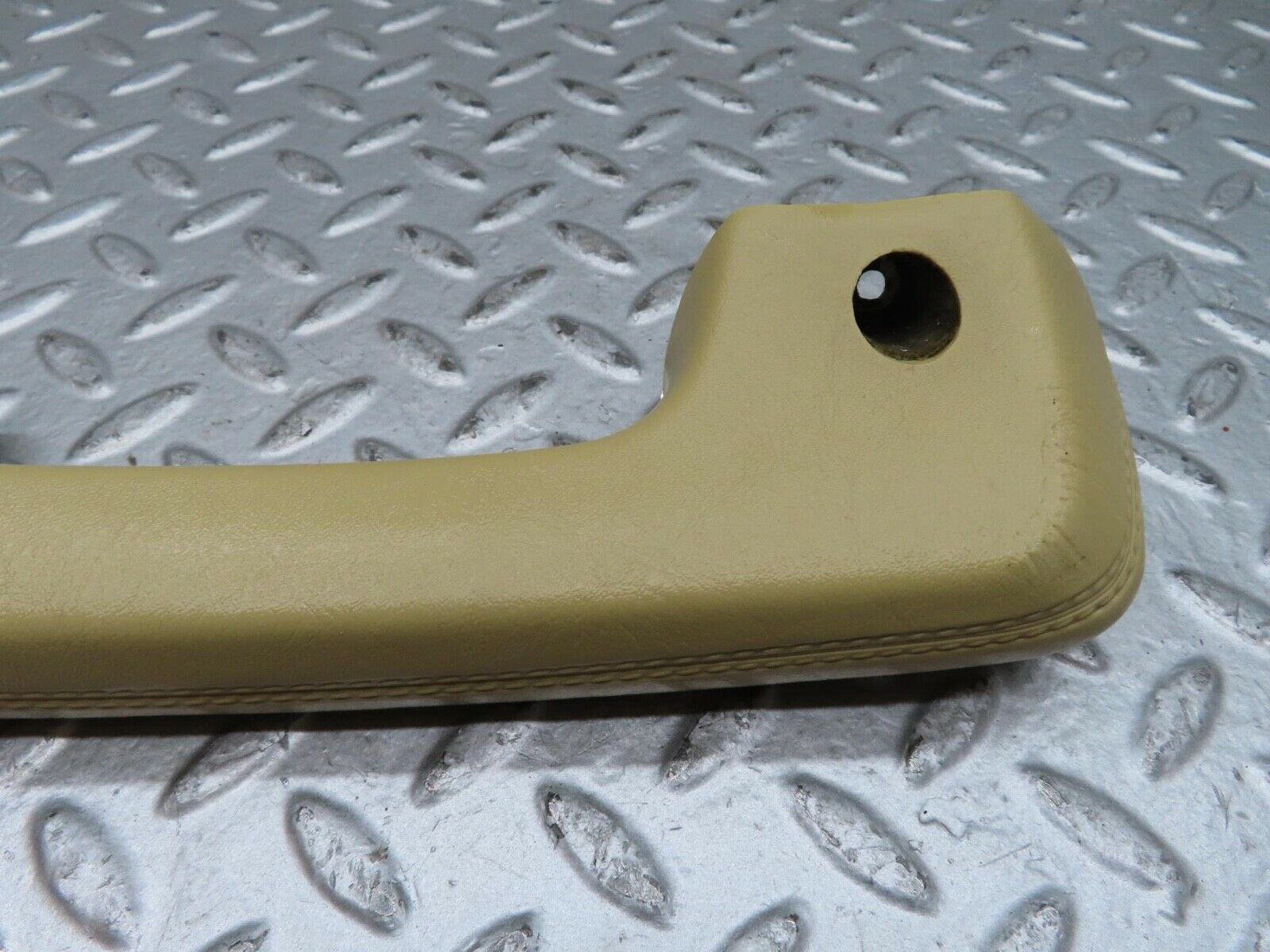 15301 Mercedes-Benz W123 230E Interior Door Handle Right 1239702001
